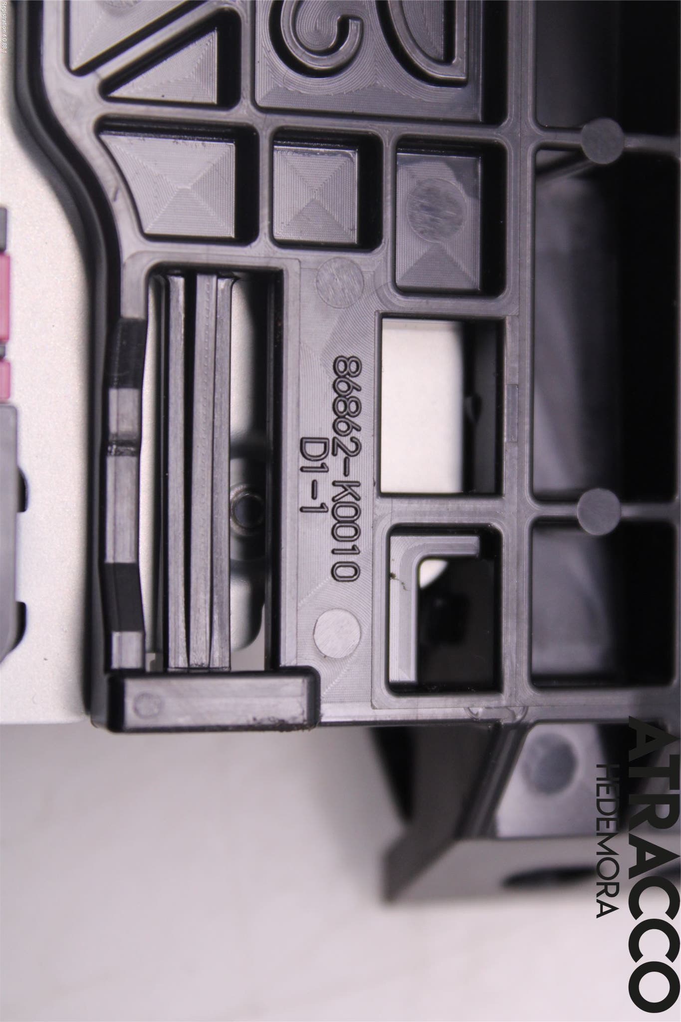 Toyota YARIS CROSS XP21 21- Antenn