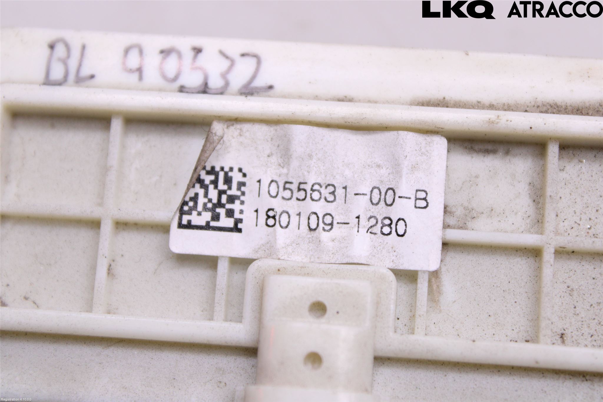 Tesla MODEL X 16- Bakluckehandtag