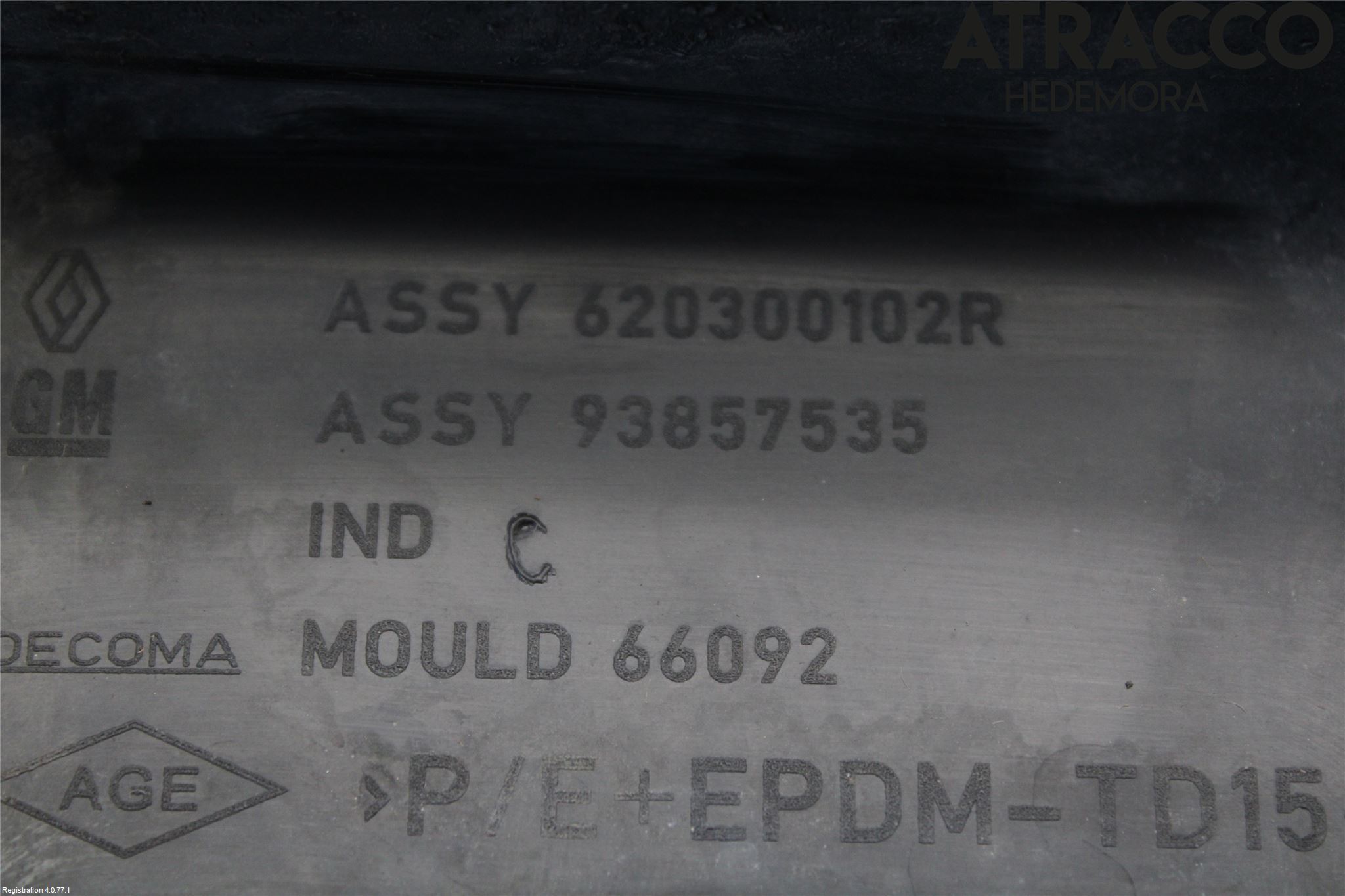 Nissan PRIMASTAR Frontplåt