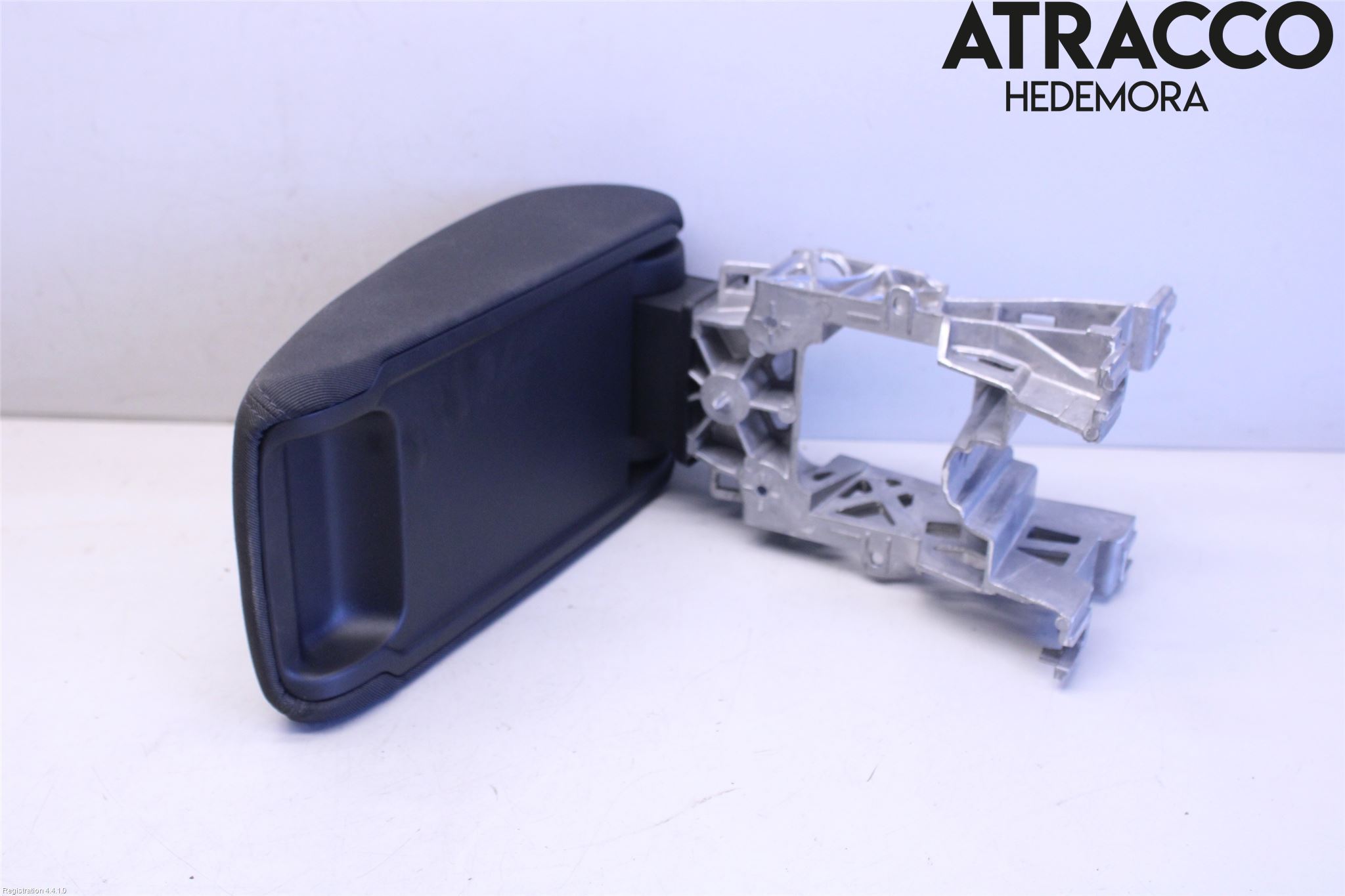 Audi Q2/SQ2 17- Inredning Armstöd