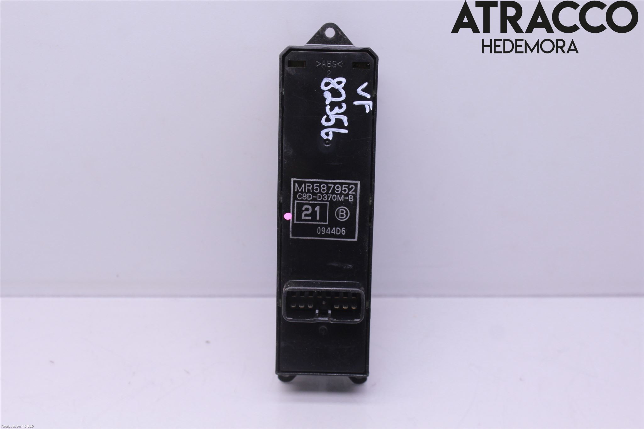 Mitsubishi L200 06-15 Strömställare Elhiss