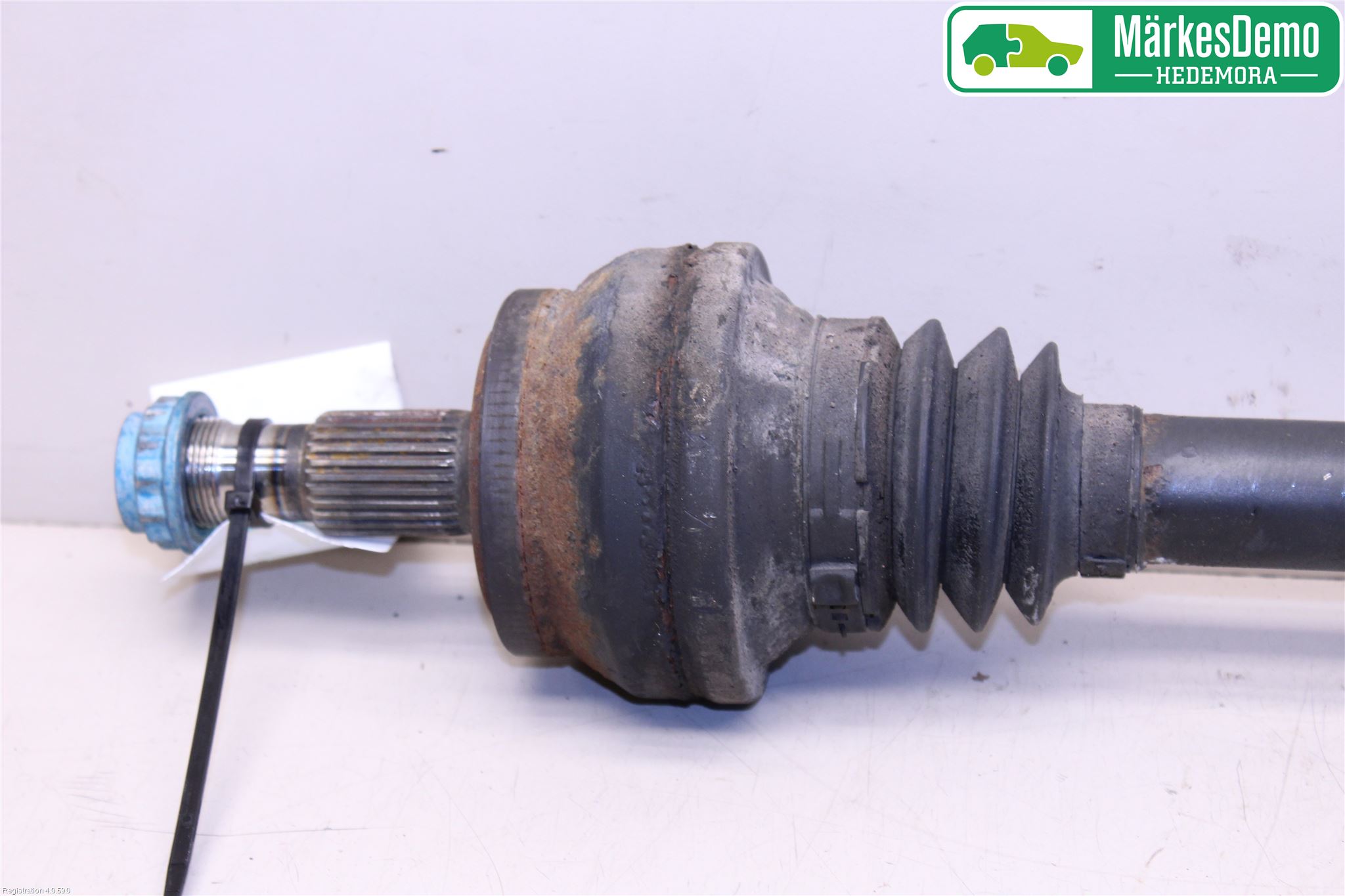 Mercedes-Benz MB E-KLASS (W212) 09-16 Drivaxel Bak Höger