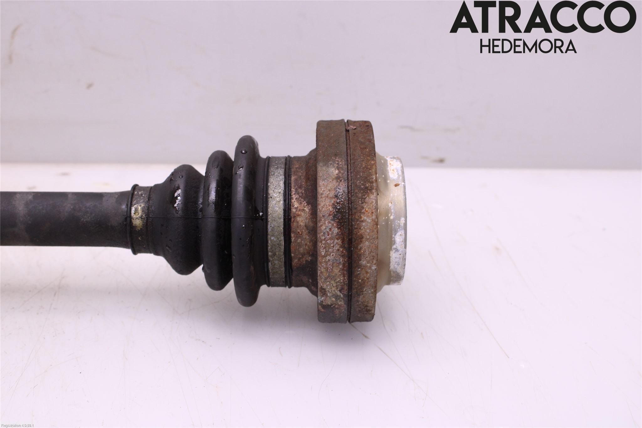 BMW Z3 E36/6    94-02 Drivaxel Bak Höger