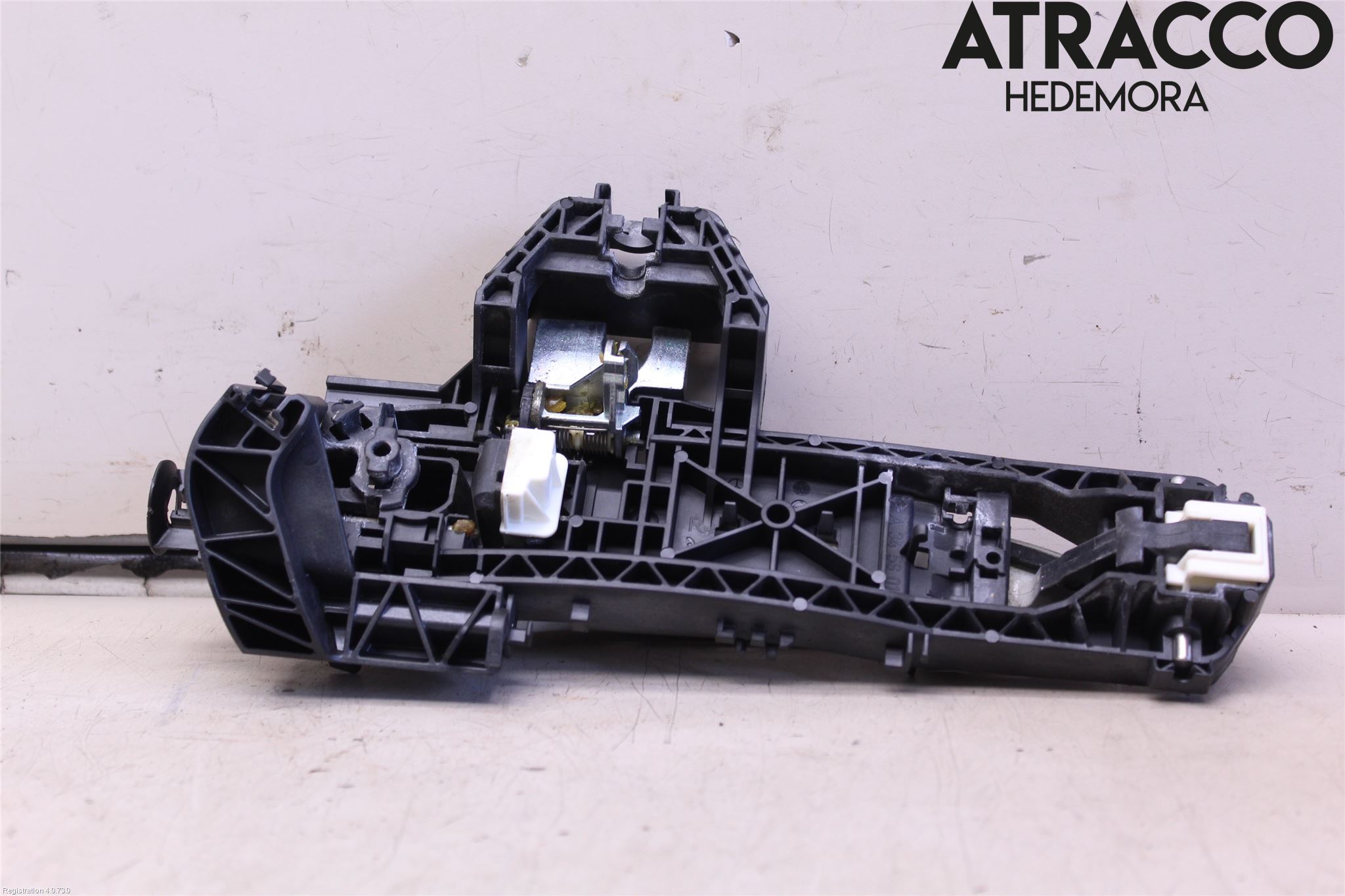 Mercedes-Benz MB C-KLASS (W204) 07-15 Dörrhandtag Yttre Hö