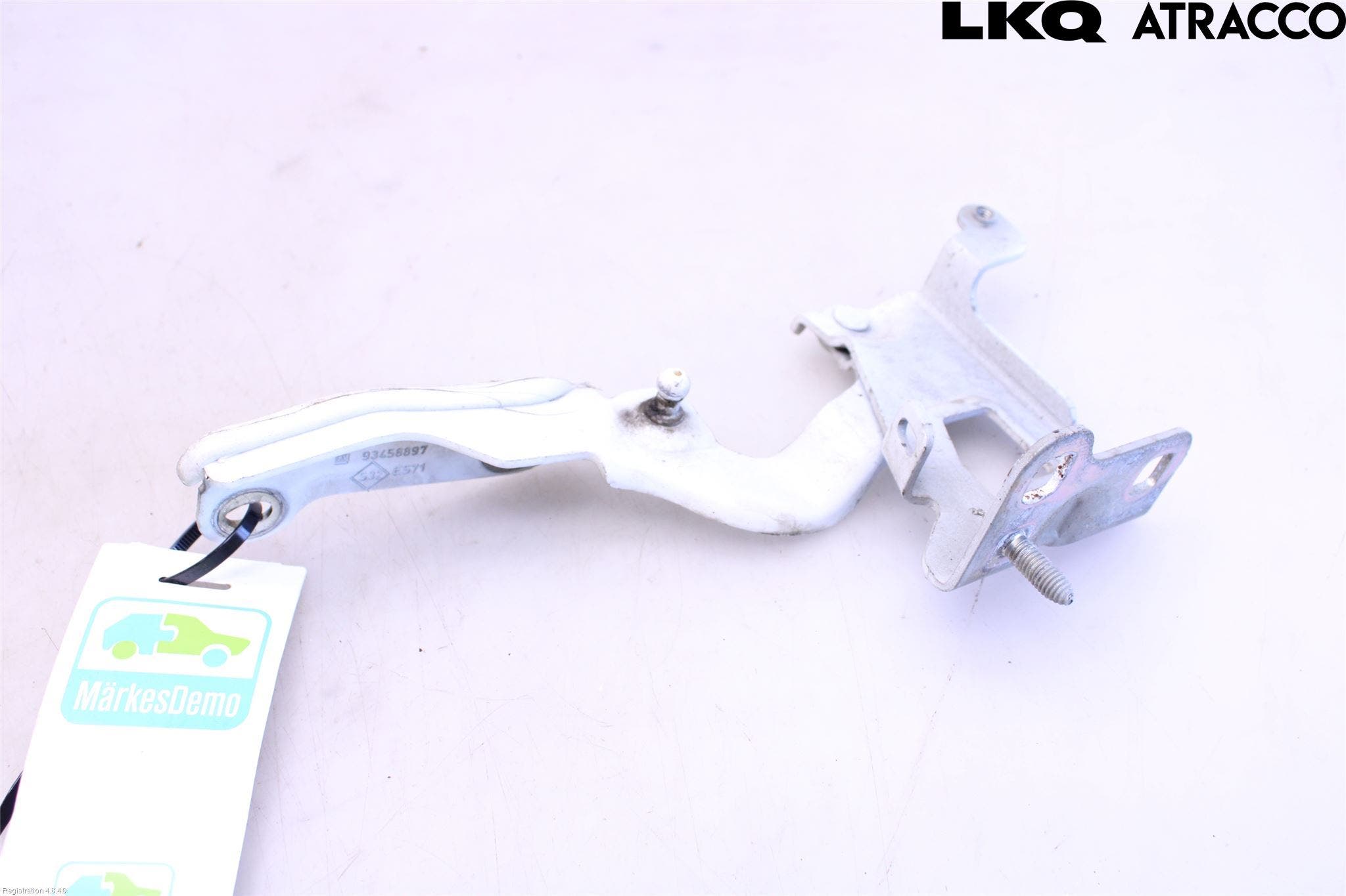 Opel VIVARO 15-19 Huvgångjärn