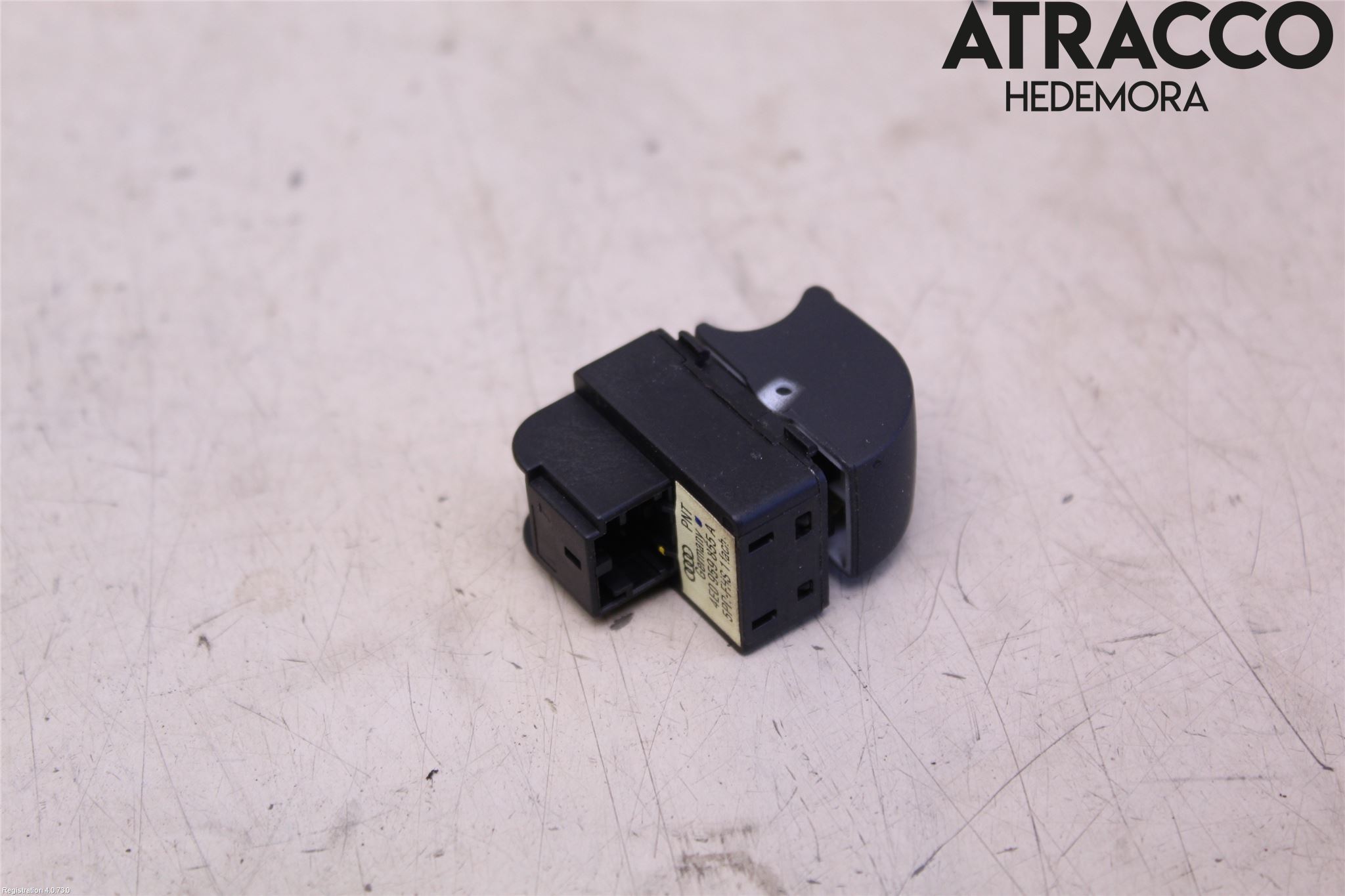 Audi A8/S8 4E  02-09 Strömställare Elhiss