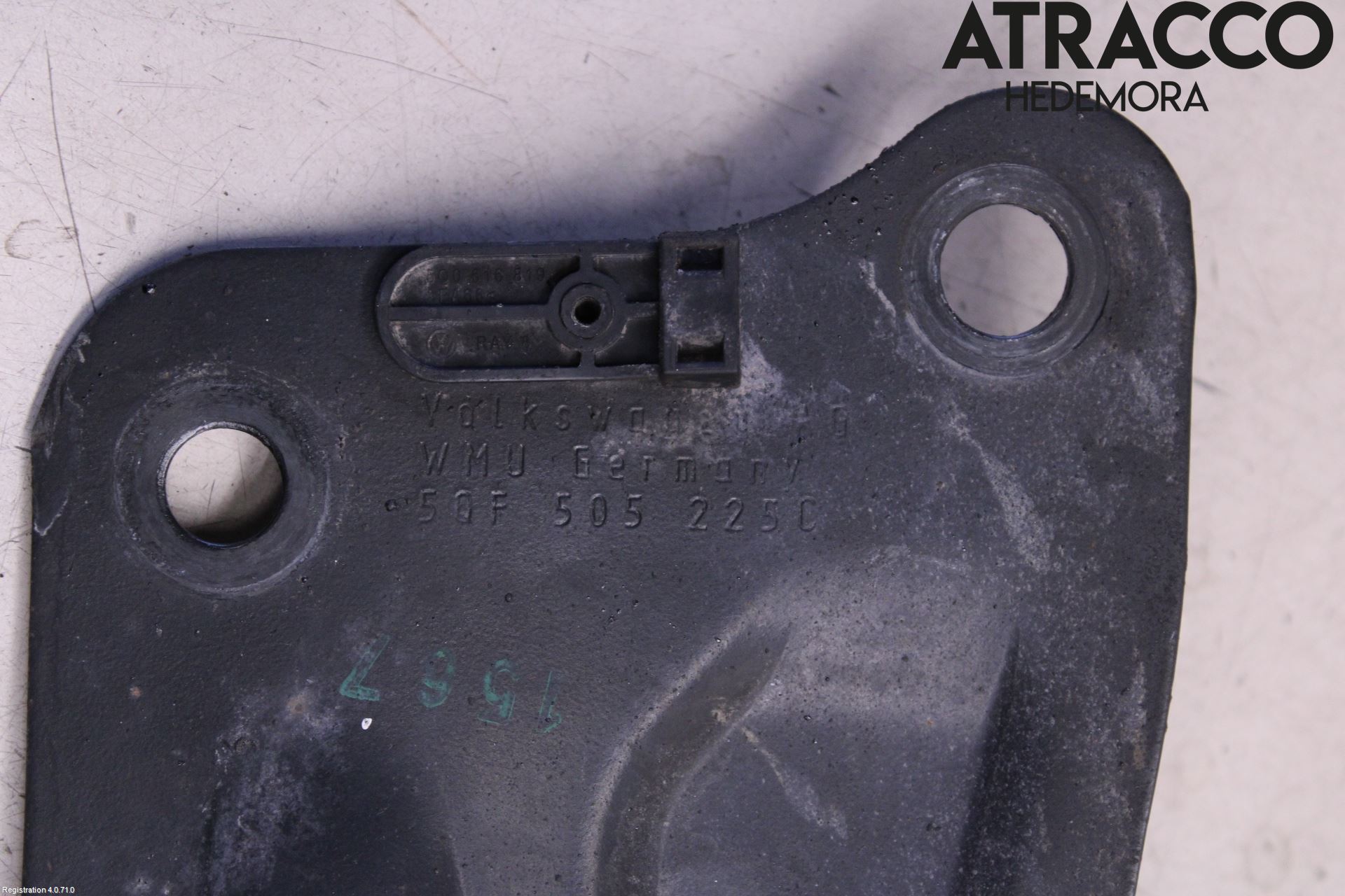 Volkswagen VW TIGUAN 16-24 Bärarm Bak Vänster