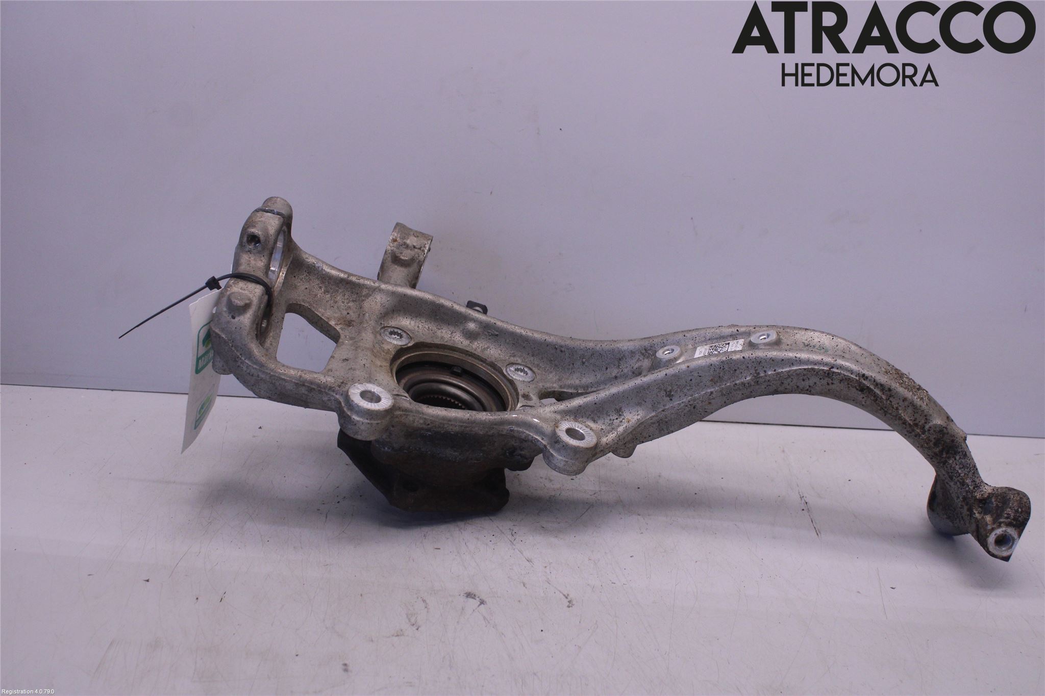 Audi A4/S4 B9 16-19 Styrspindel Lagerhus Hö