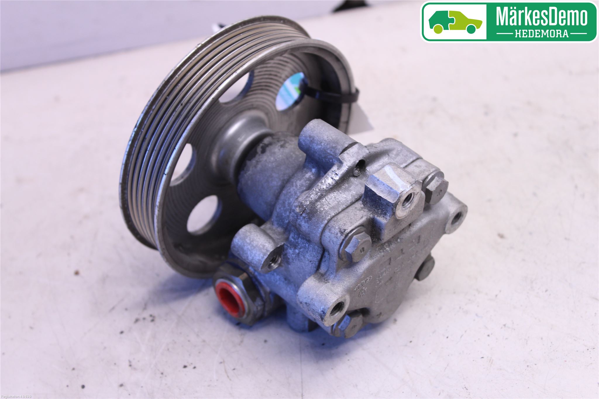 Audi A4/S4 01-05 Styrservopump