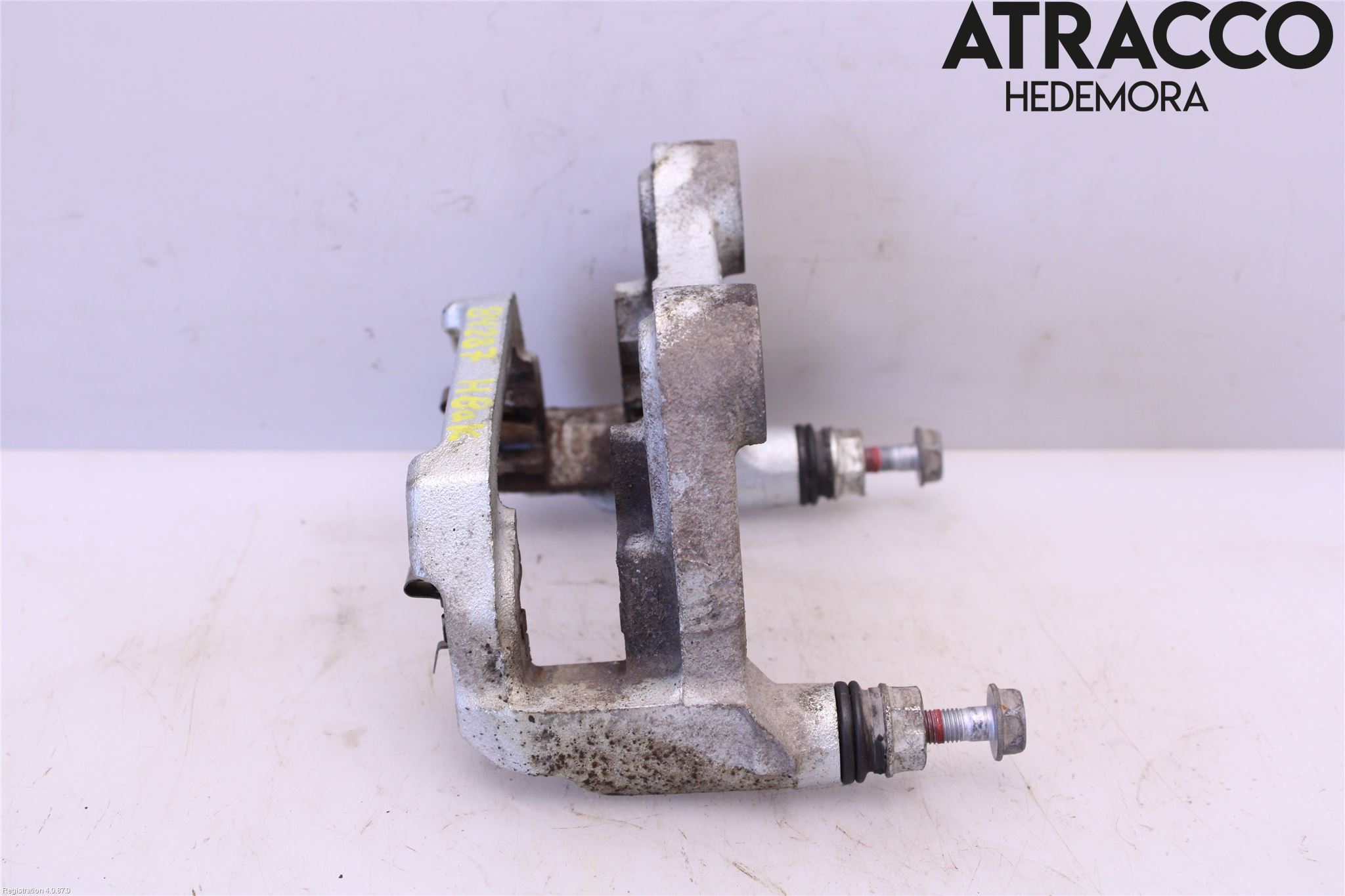 Toyota RAV4 19- Bromsokshållare