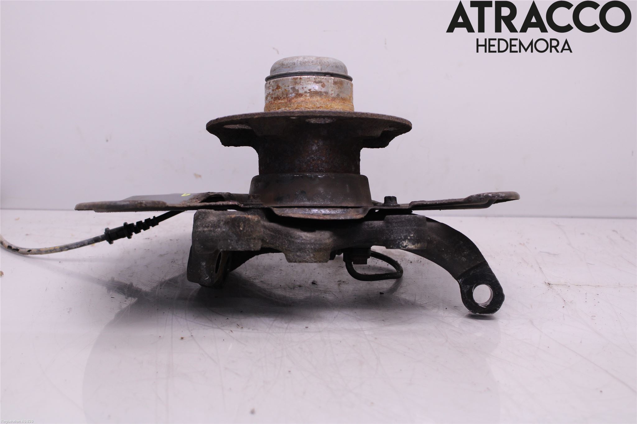 Mercedes-Benz MB C (203) 00-07 Styrspindel Lagerhus Vä