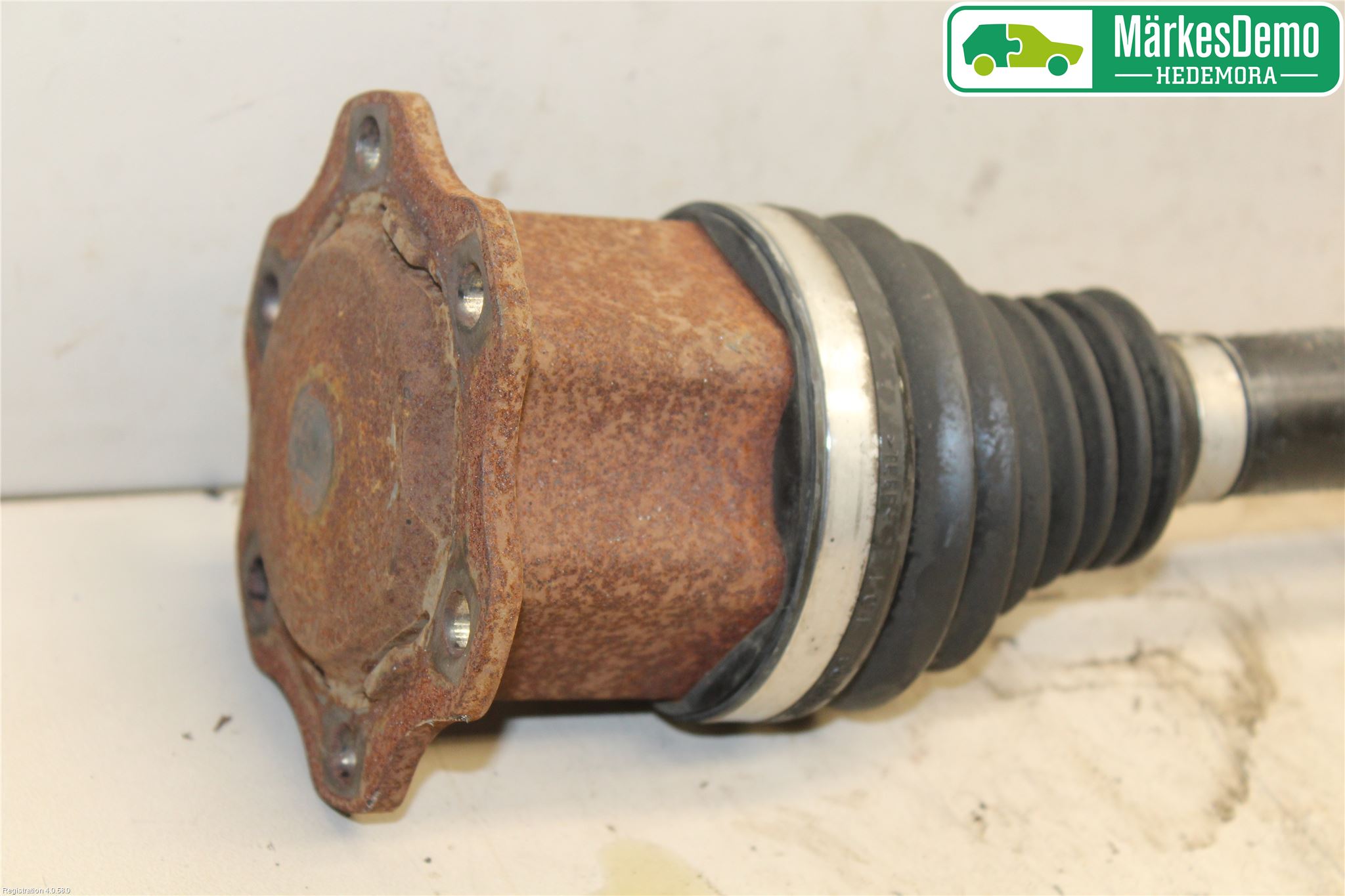 Audi A6 ALLROAD 12-18 Drivaxel Fram Höger