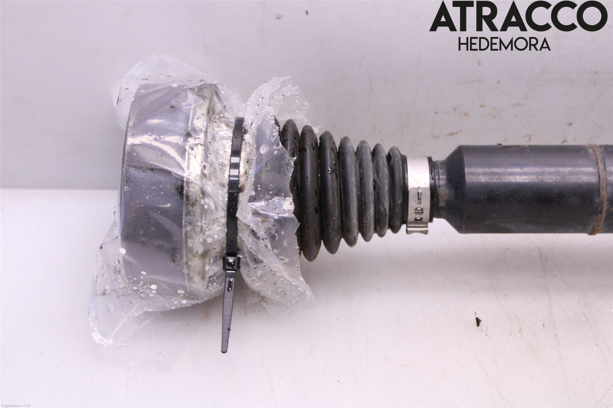 Volkswagen VW GOLF SPORTSVAN 15-20 Drivaxel Fram Höger