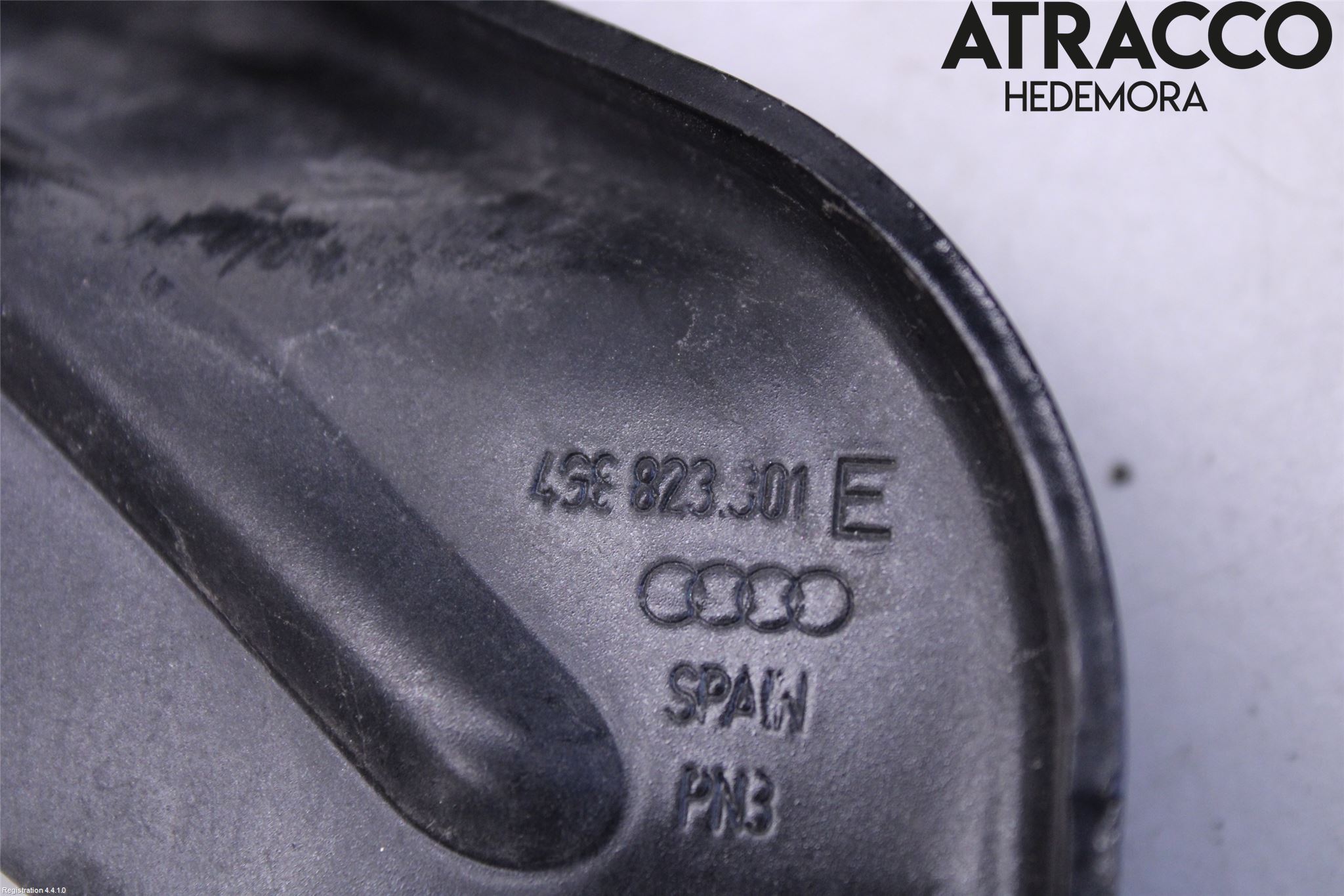 Audi A6/S6 4G 11-18 Huvgångjärn