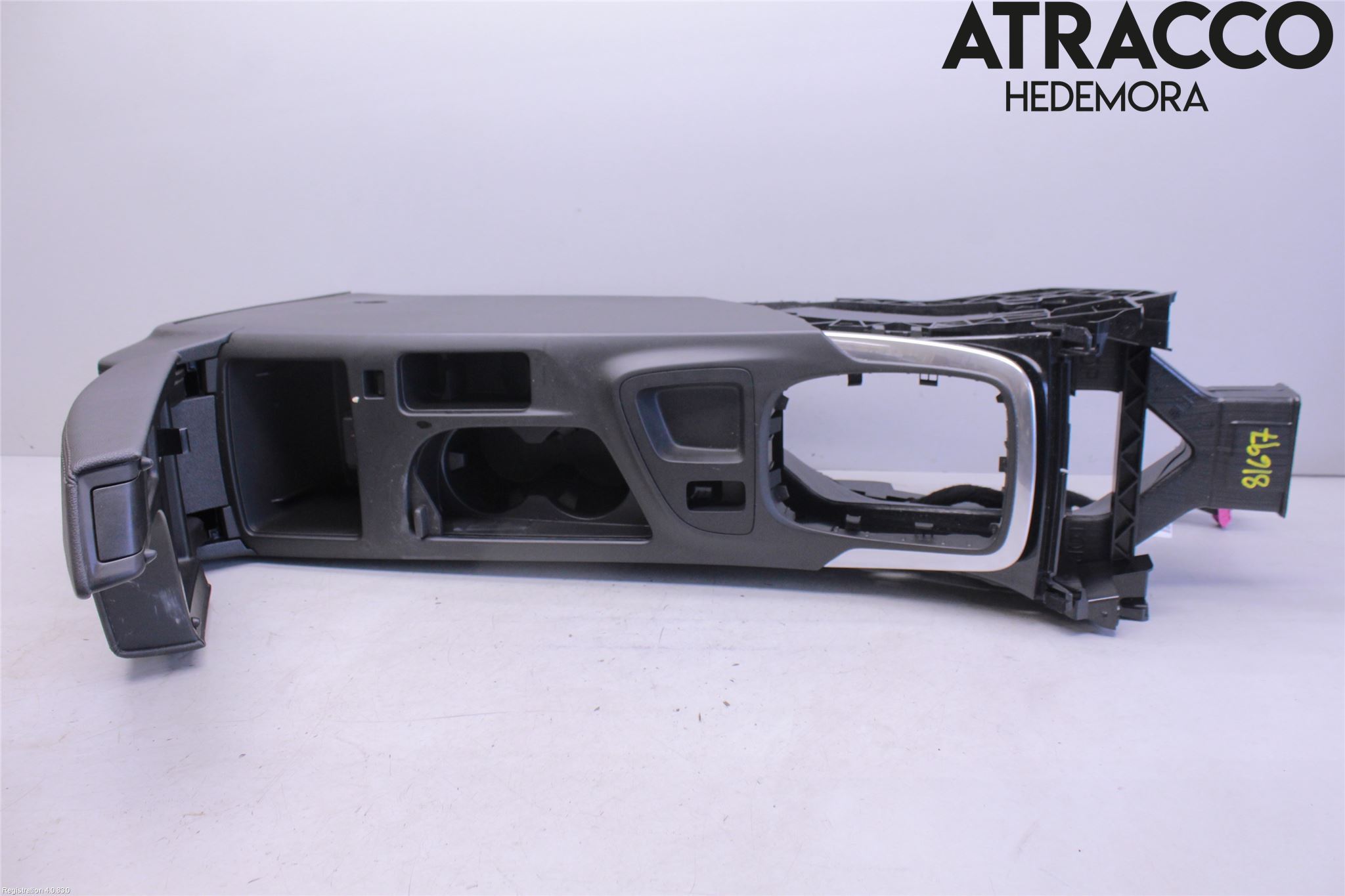 Opel INSIGNIA 17- Inr Tunnelfack