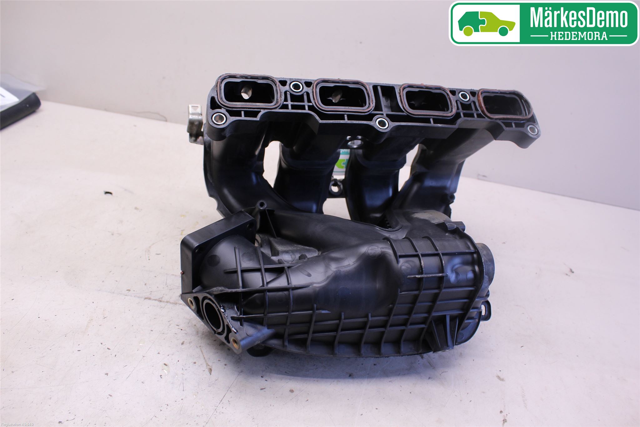 Mitsubishi OUTLANDER 13-21 Grenrör Insug