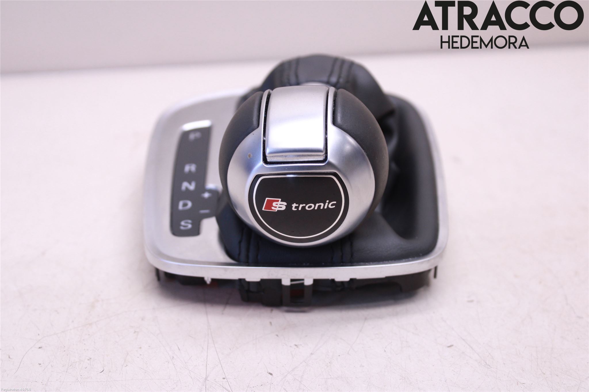 Audi Q3 8U 12-18 Växelspaksdamask