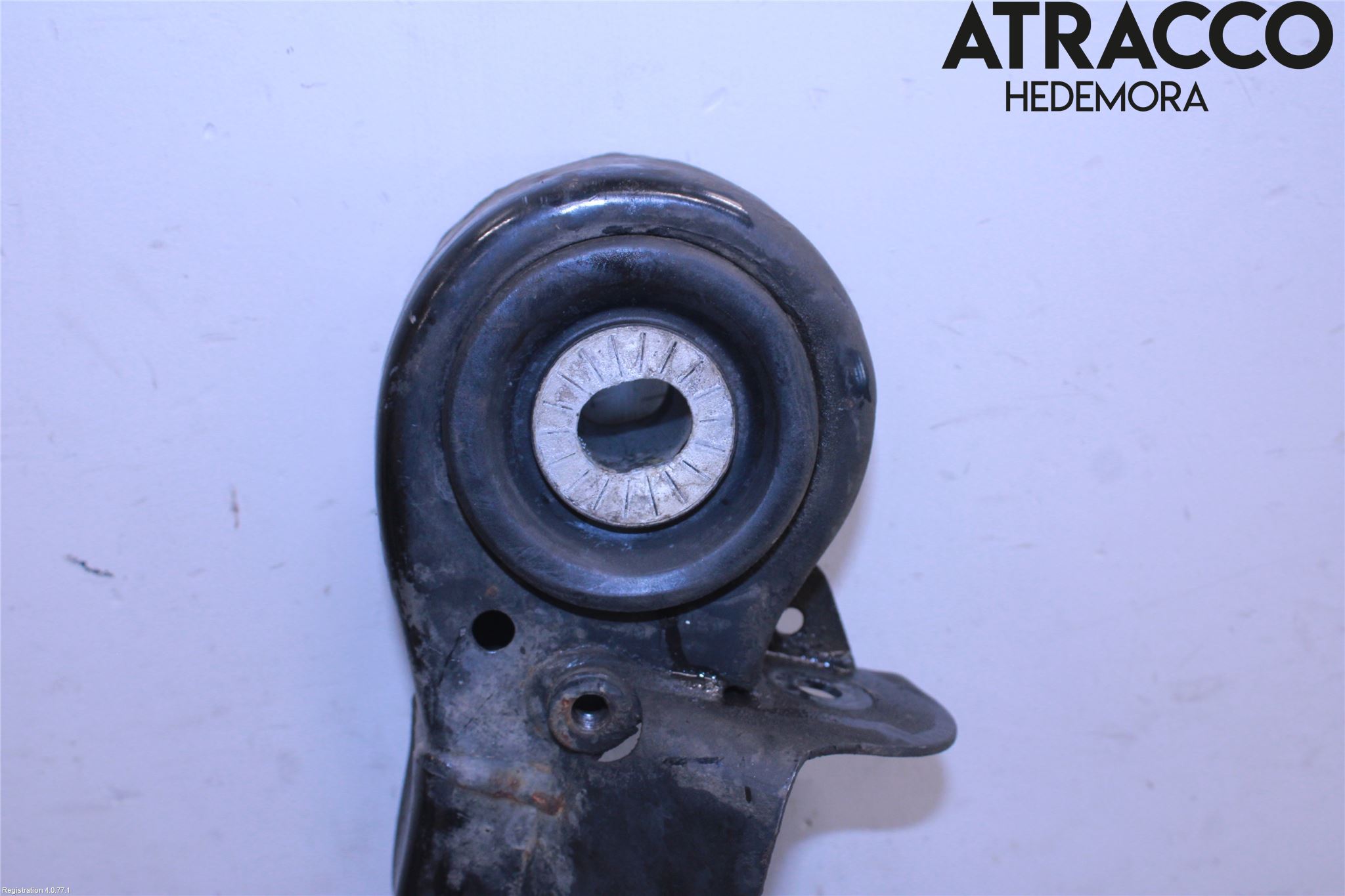 Audi A6/S6     05-11 Framvagnsbalk