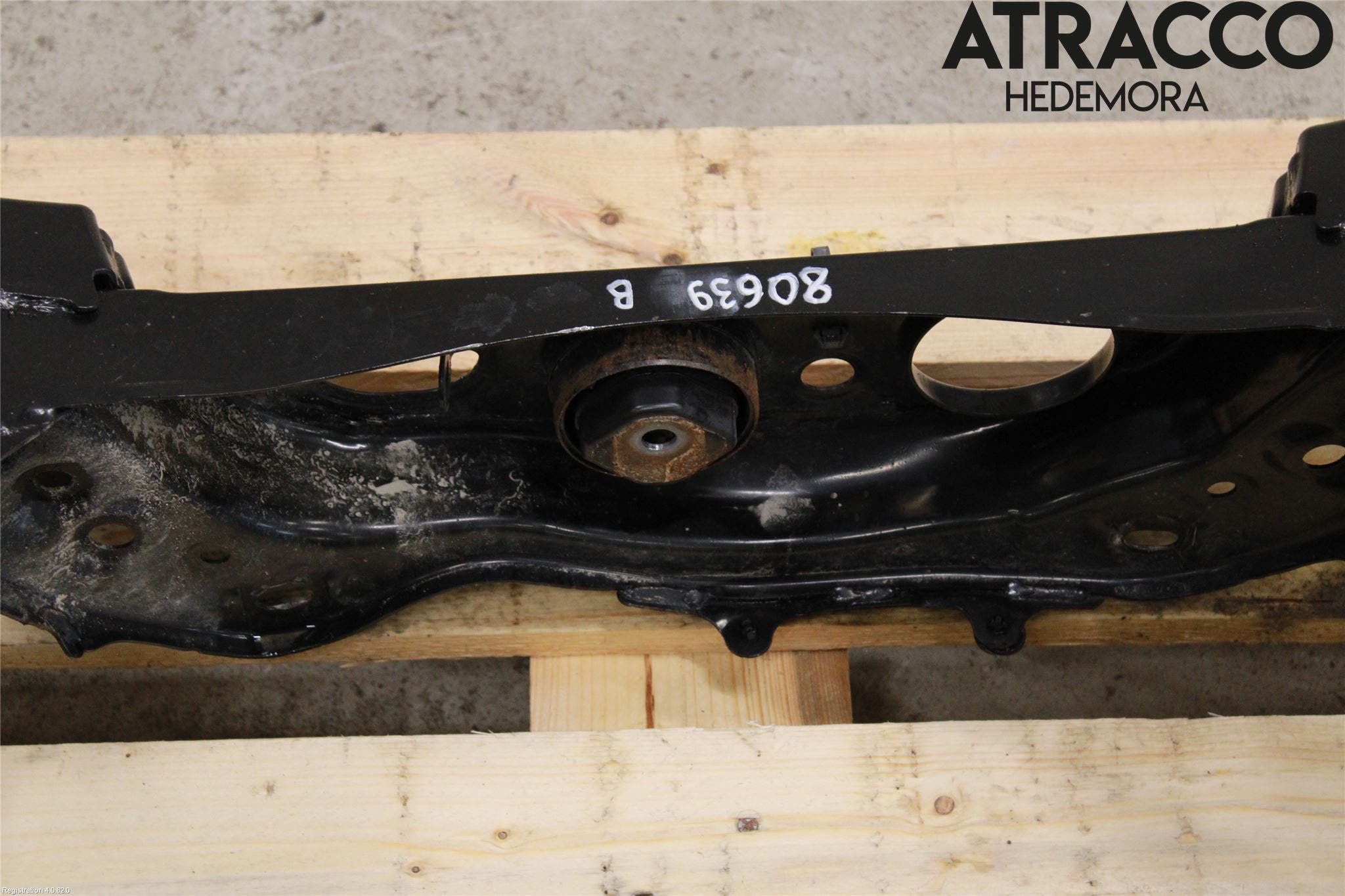 Toyota RAV4 19- Bakaxelbalk