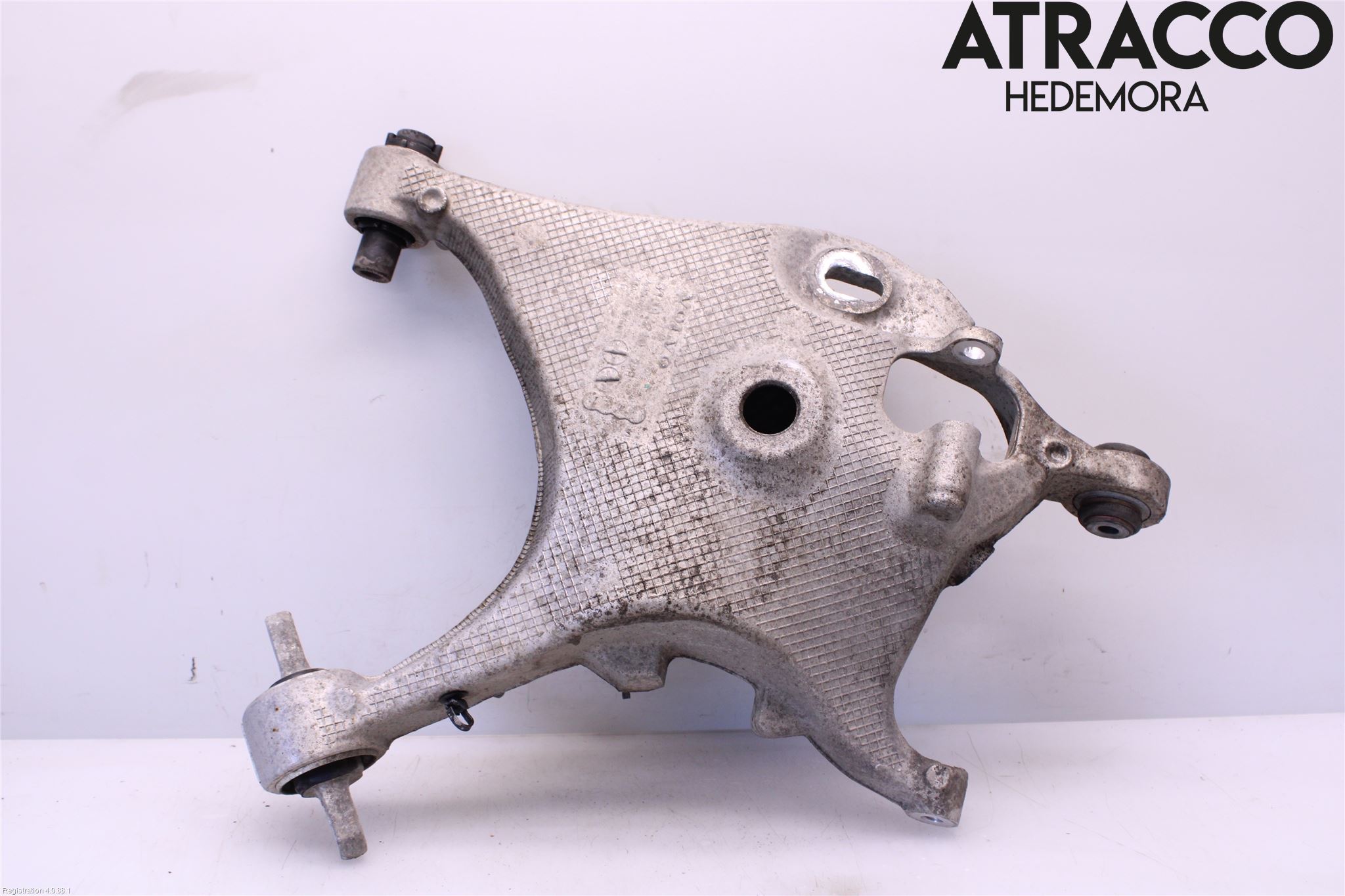 Volvo S90 17->> Bärarm Bak Höger