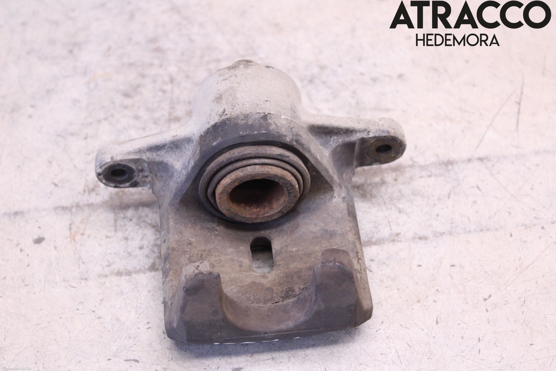 Subaru LEGACY    04-06 Bromsok Bak Vänster