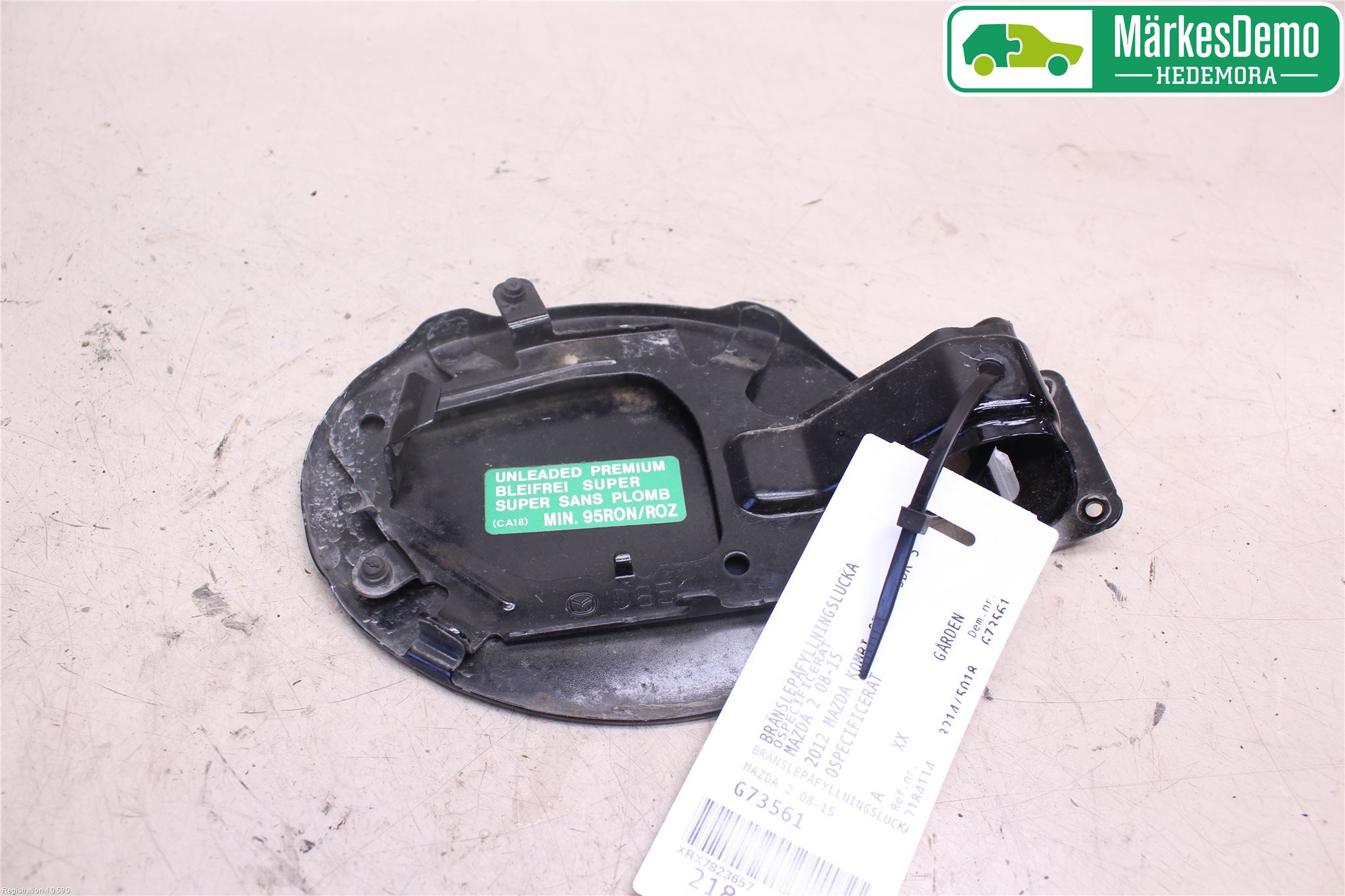 Mazda 2 (DE) 08-15 Tanklucka