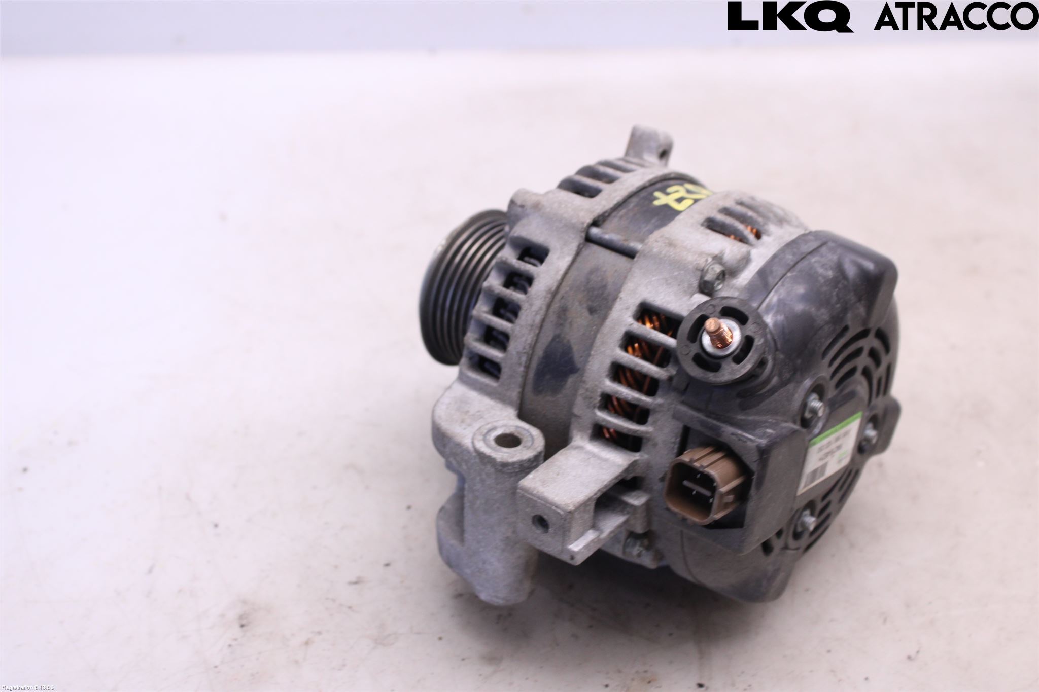 Toyota AVENSIS 09-15 Generator
