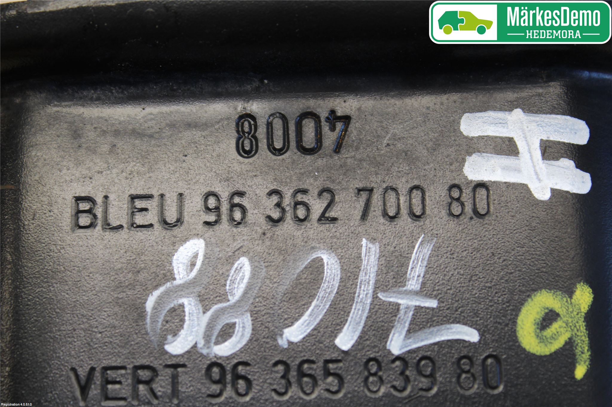Peugeot 308 08-13 Motorfäste