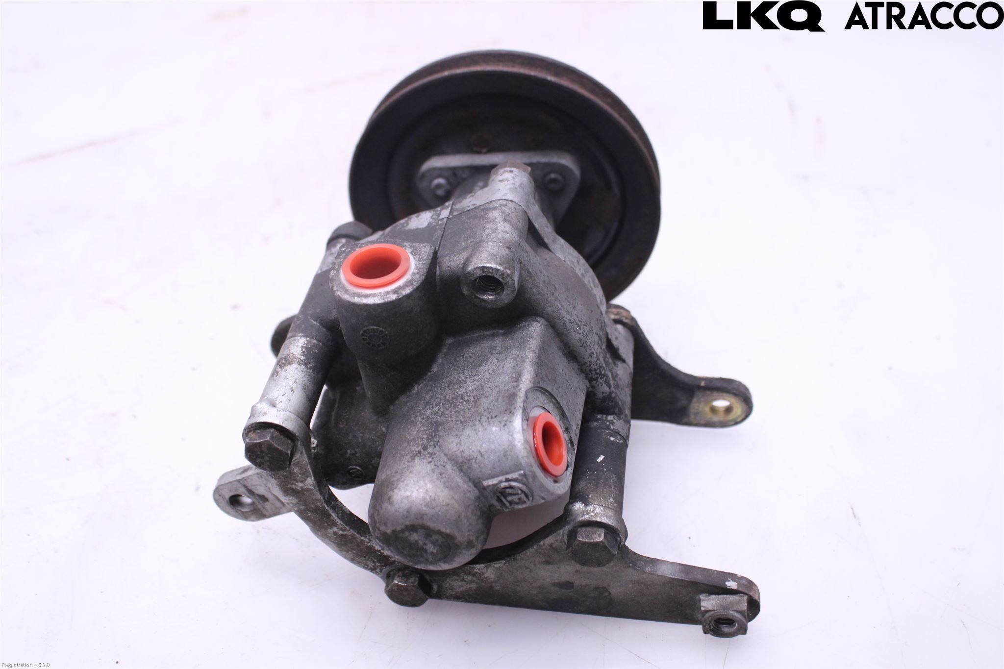 BMW 7 E32      86-94 Styrservopump