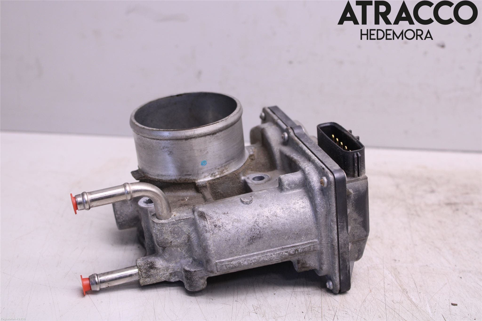 Toyota AVENSIS 09-15 Injspjällhus