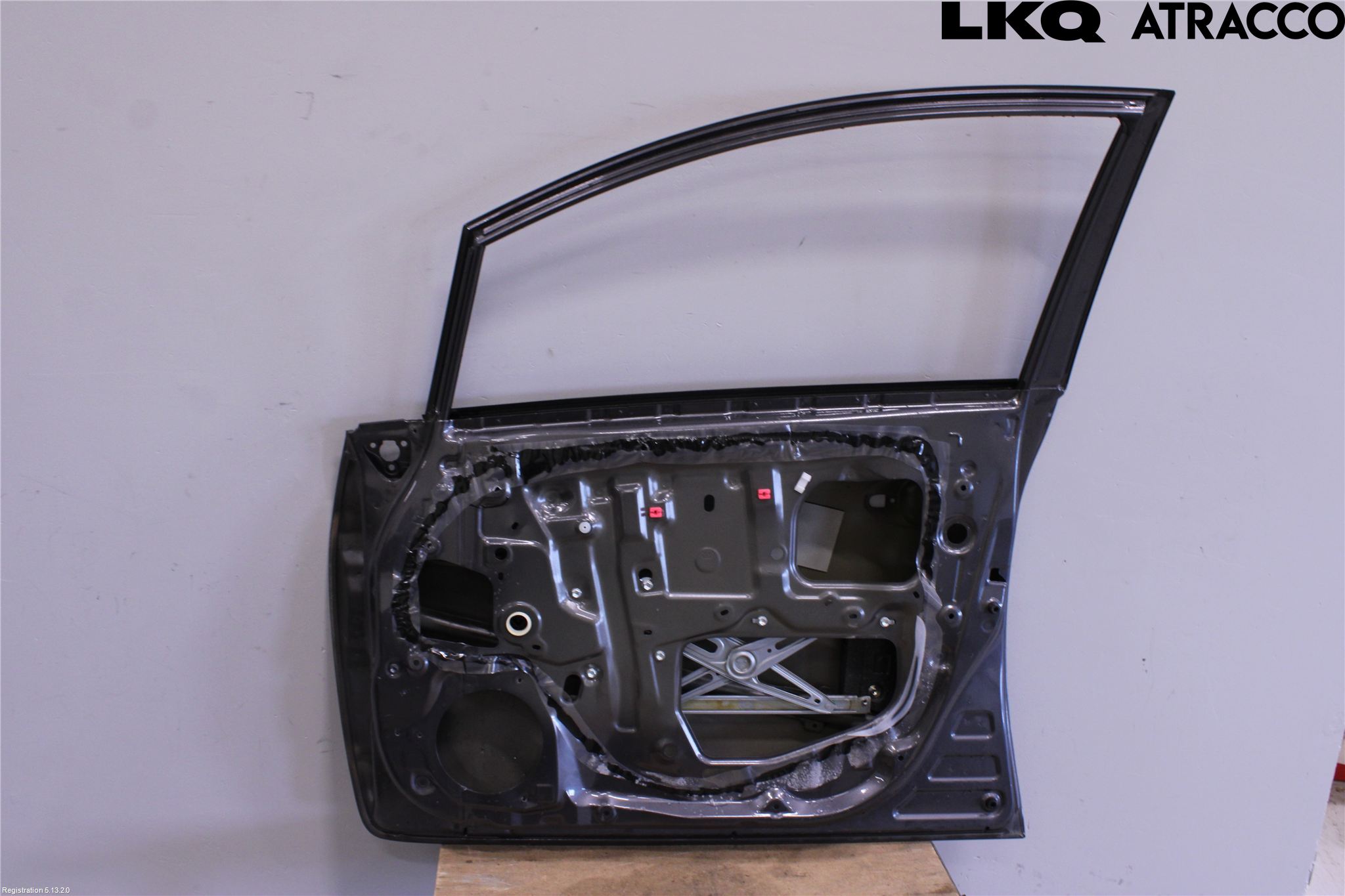 Toyota AURIS 10-12 Dörr Fram Höger