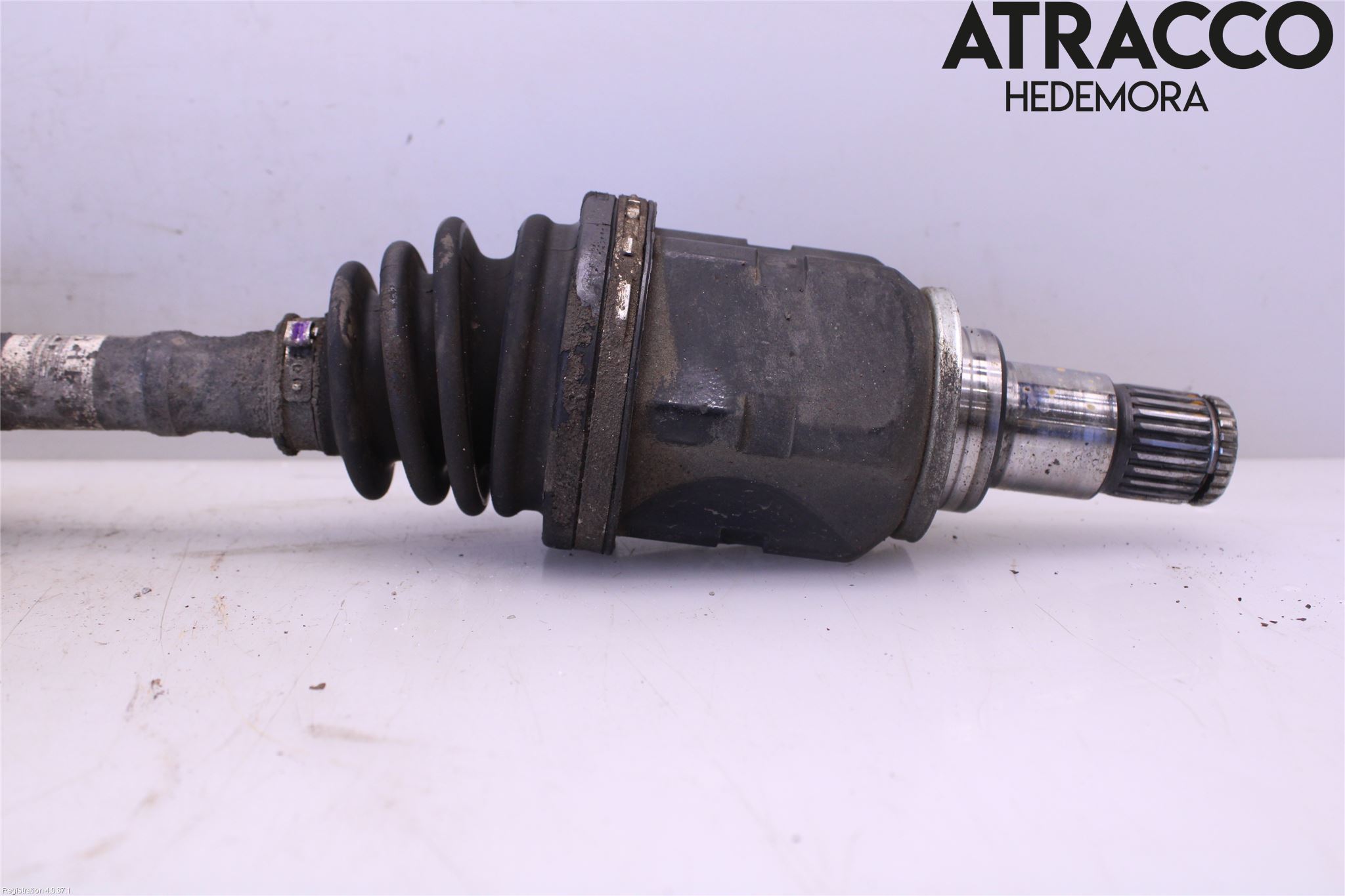 Toyota AURIS 13-19 Drivaxel Fram Vänster