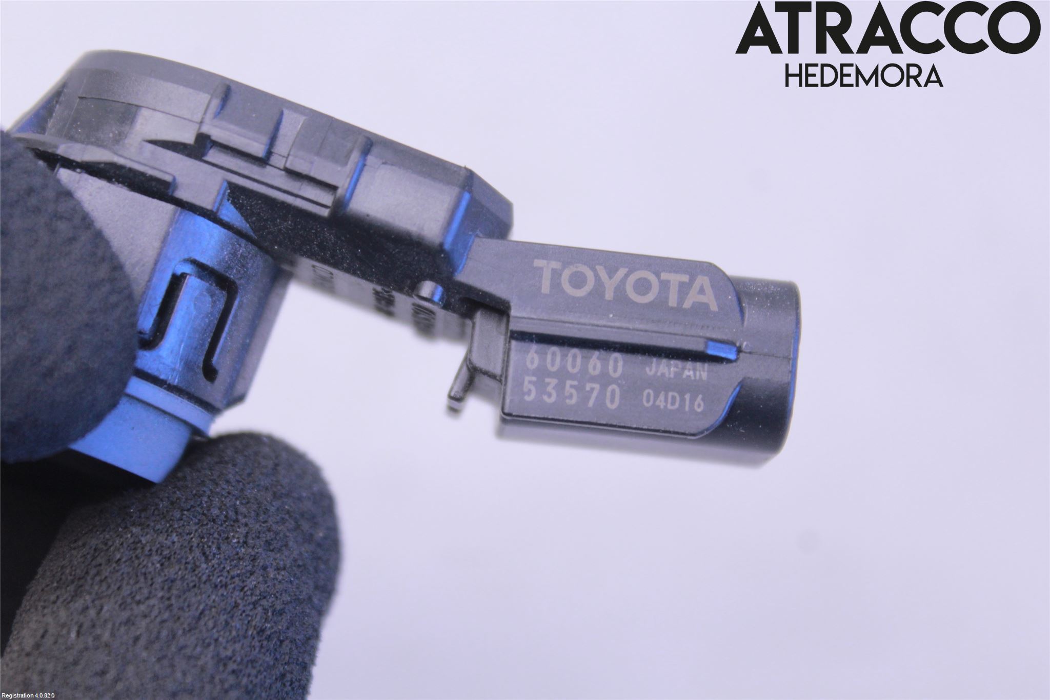 Toyota RAV4 19- Parkeringshjälp Frontsensor