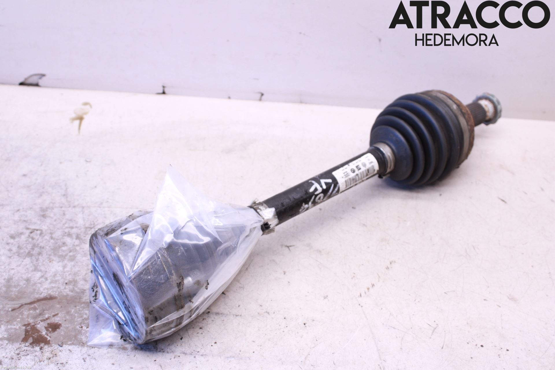 Audi A1/S1 11-18 Drivaxel Fram Vänster