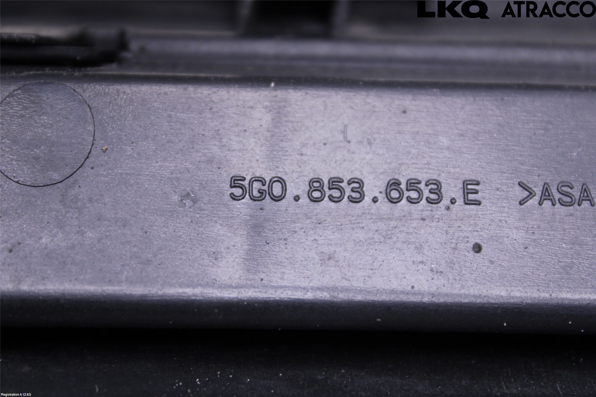 Volkswagen VW GOLF / E-GOLF VII 13-20 Grill Komp