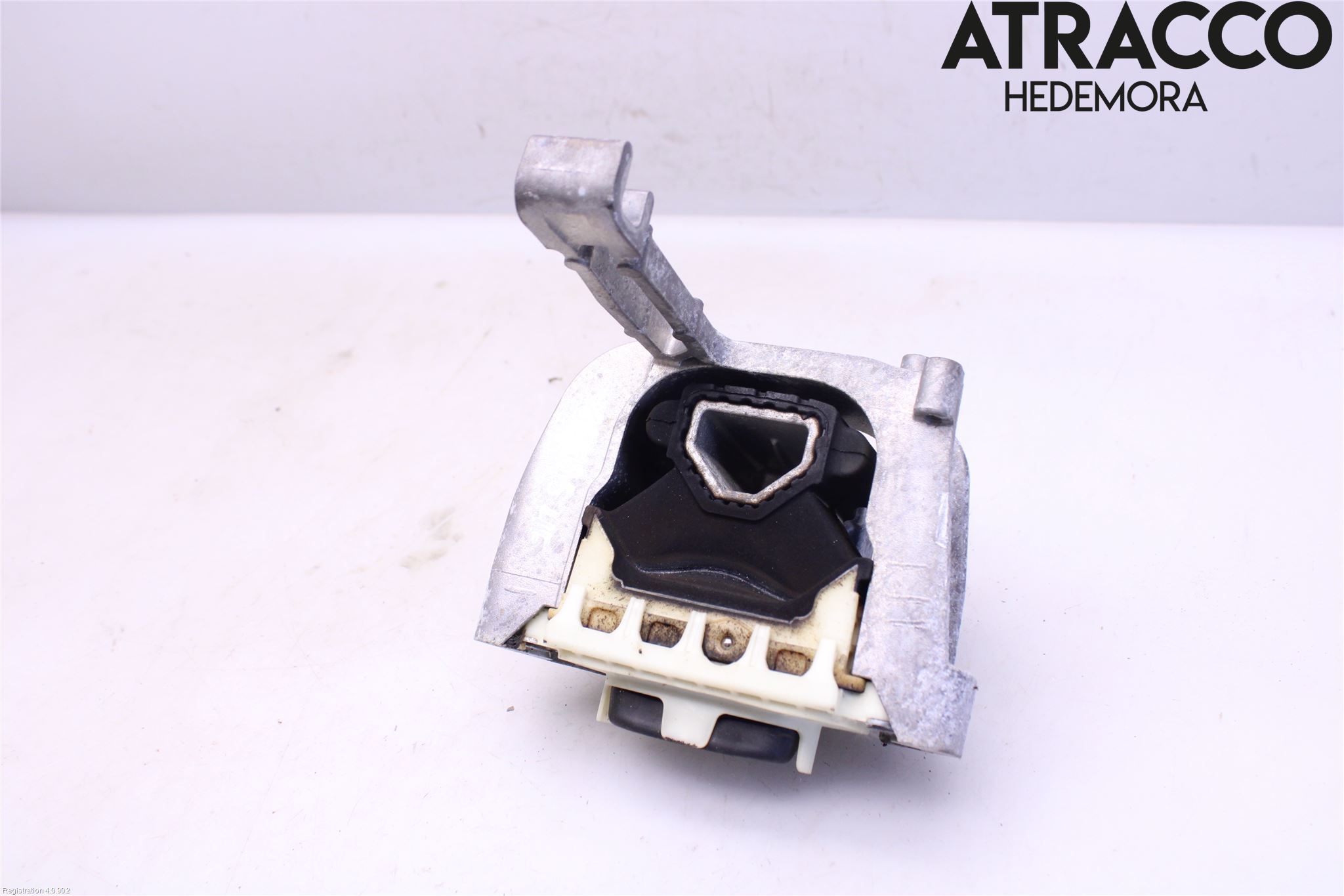 Volkswagen VW POLO VI 18->> Motorfäste