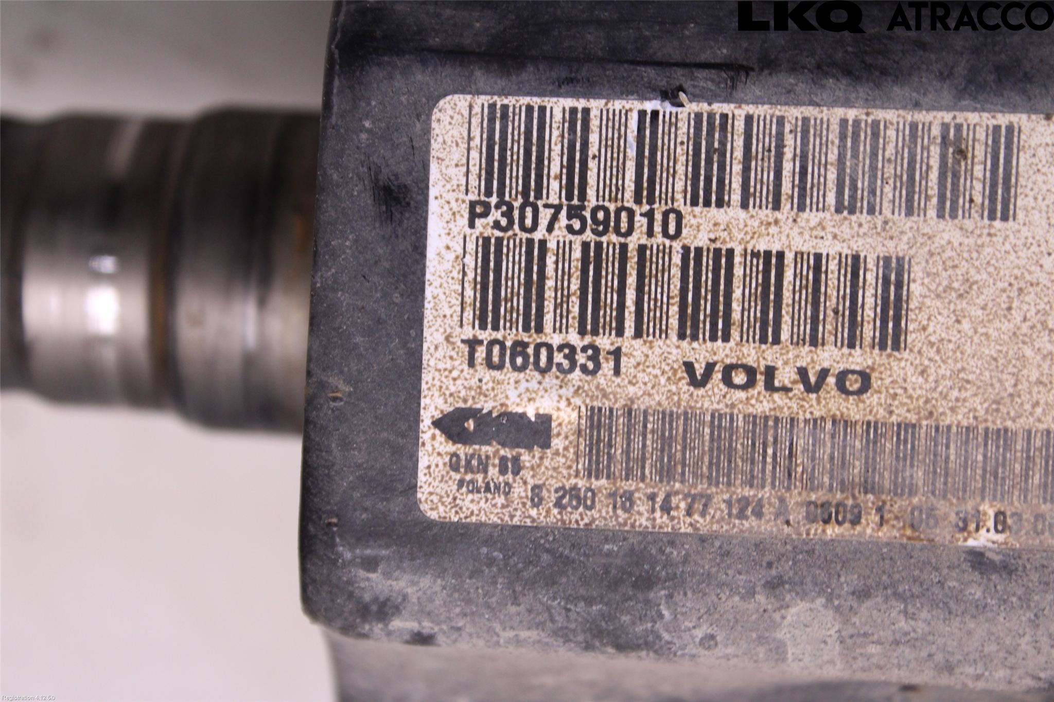 Volvo XC70 05-07 Drivaxel Fram Vänster