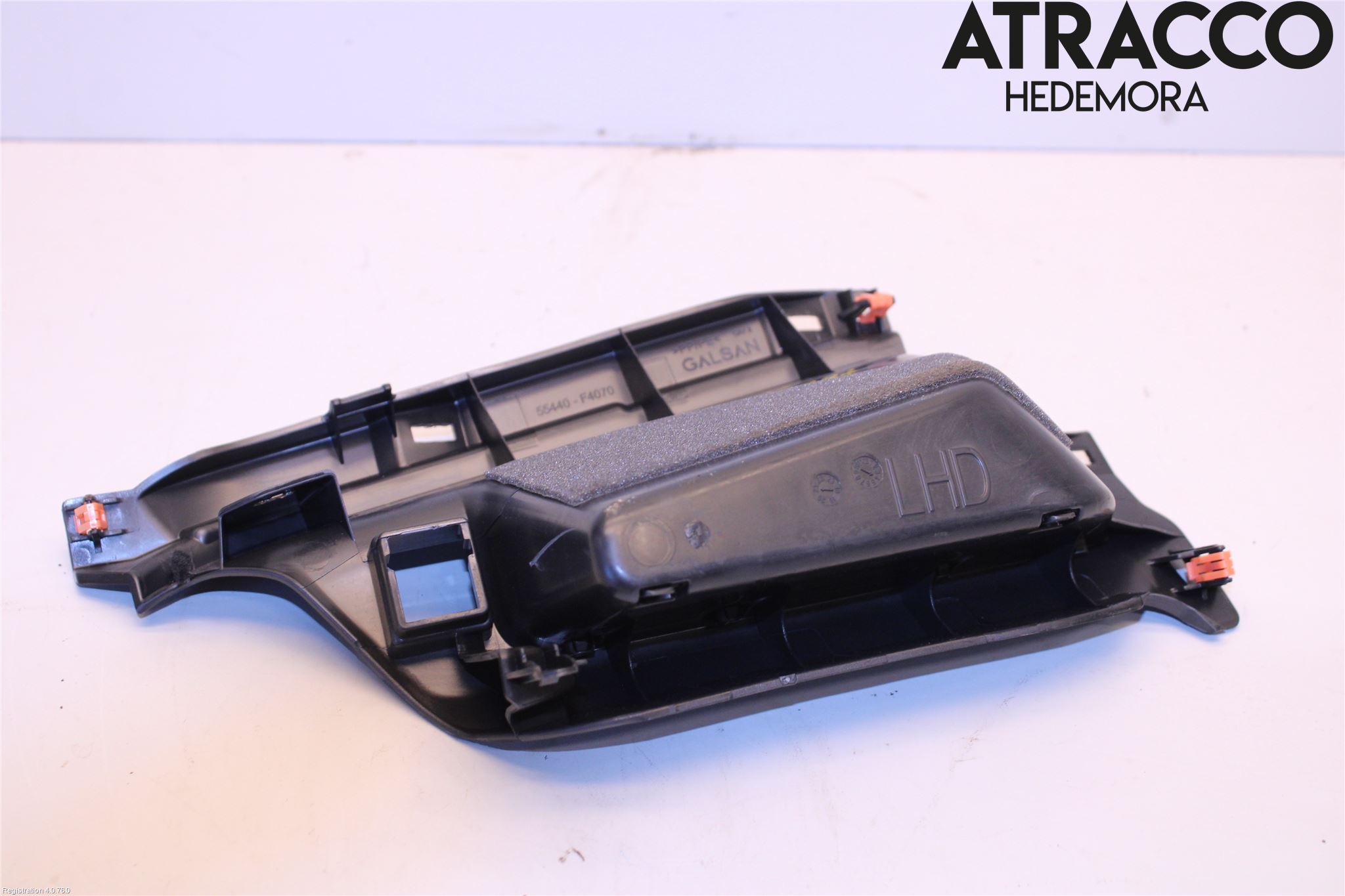 Toyota C-HR 16-23 Instrumentbräda Förvaringsfack