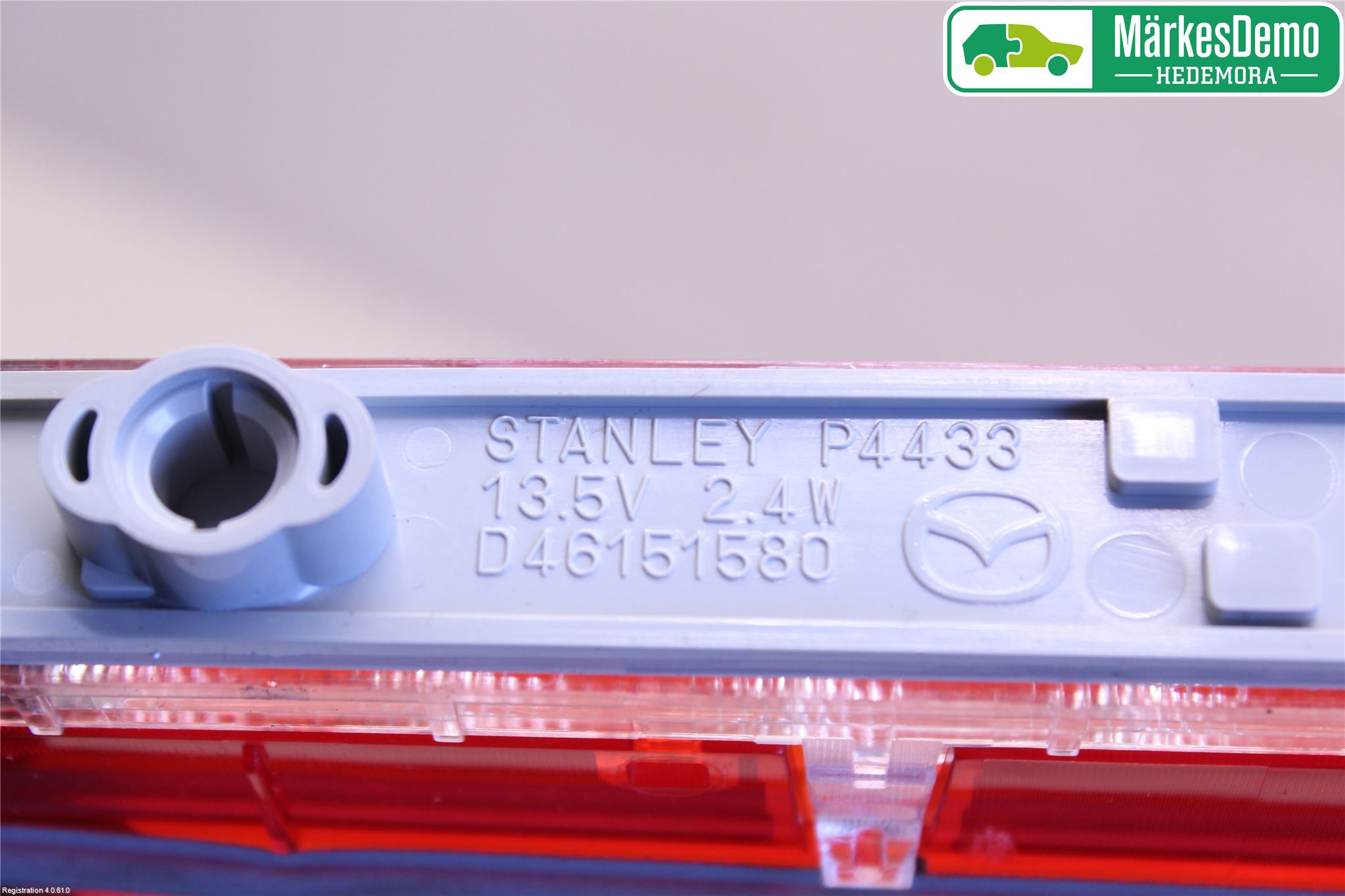 Mazda 2 (DE) 08-15 Bromsljus Bakruta