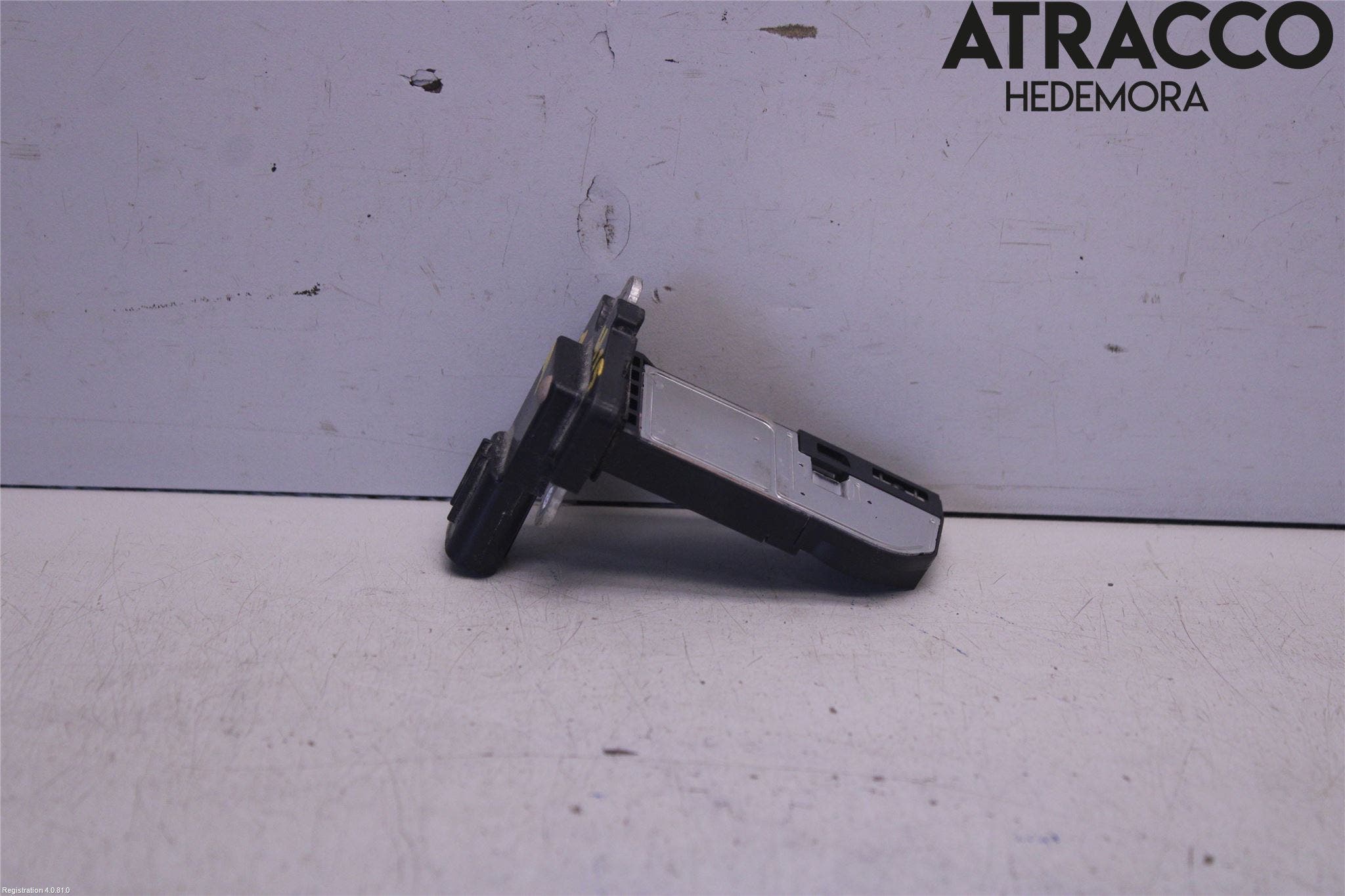 Toyota YARIS XP130 12-14 Injluftmassamätare