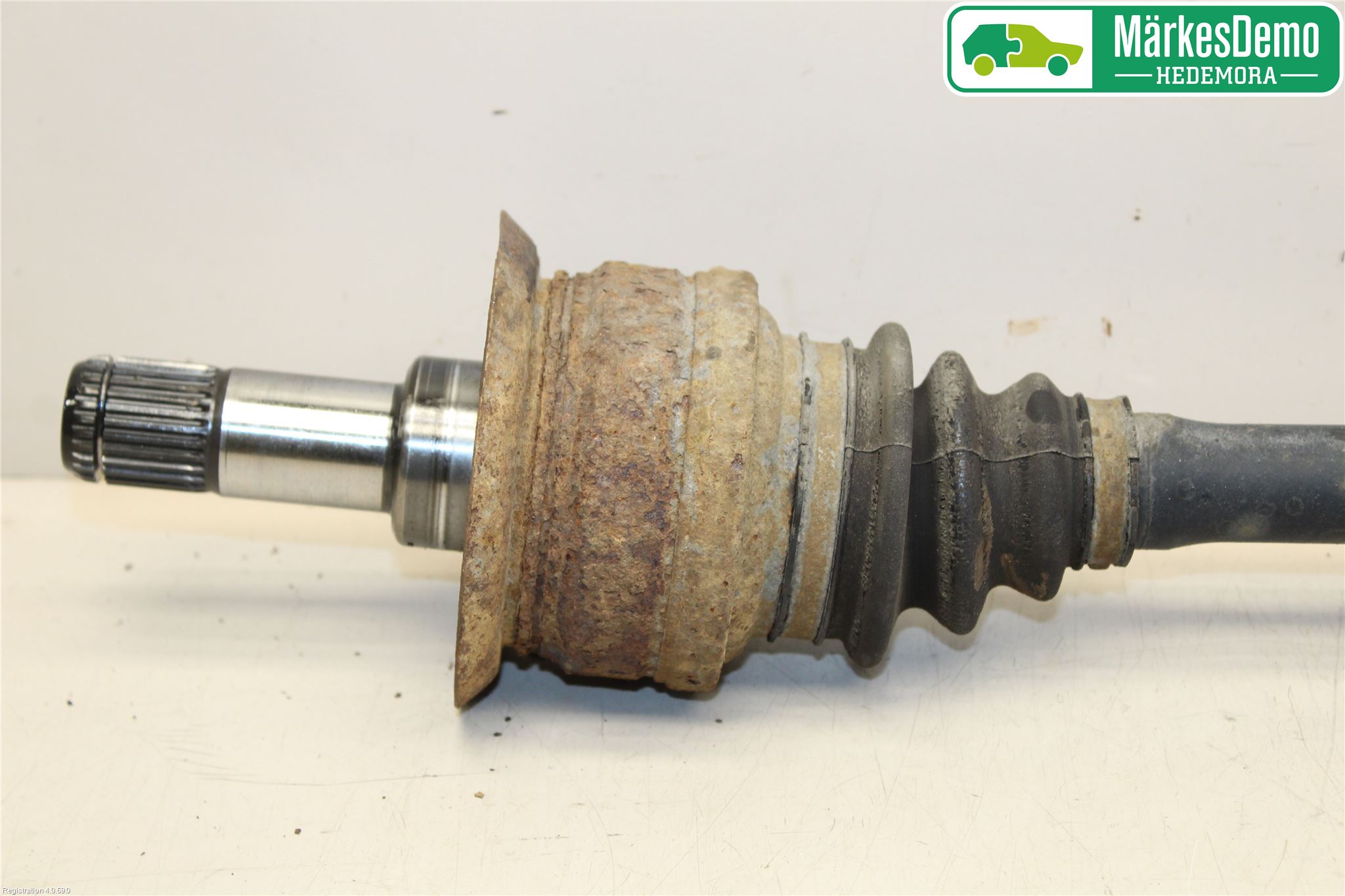 BMW X3 F25 10-17 Drivaxel Bak Höger