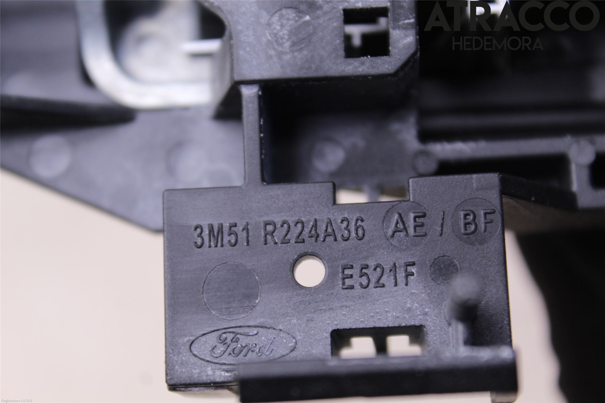 Ford C-MAX II  11-14 Dörrhandtag Yttre Hö