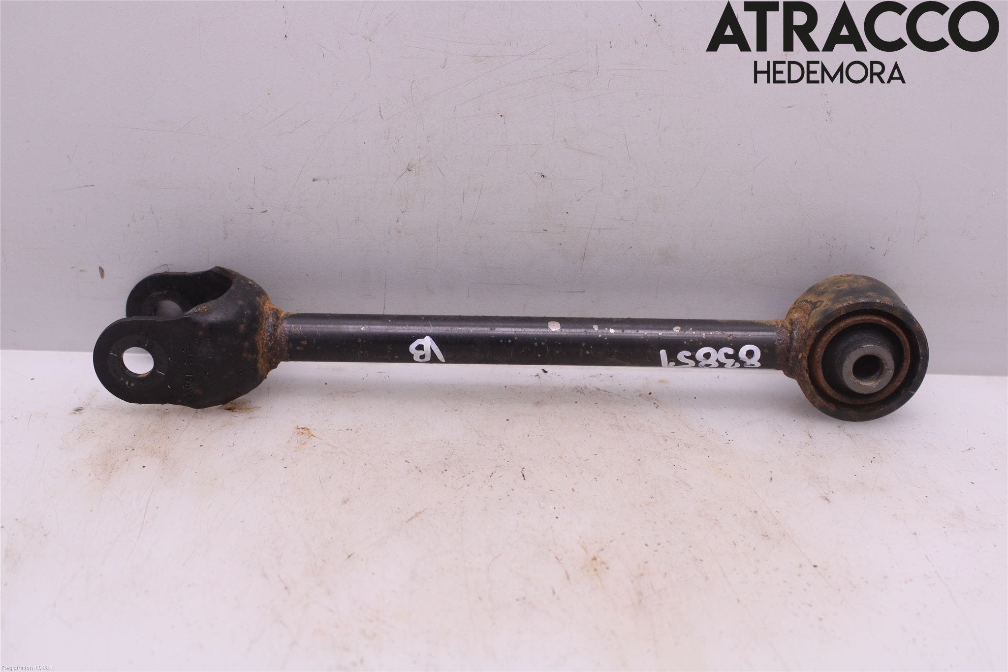 Toyota C-HR 16-23 Bärarm Bak Vänster