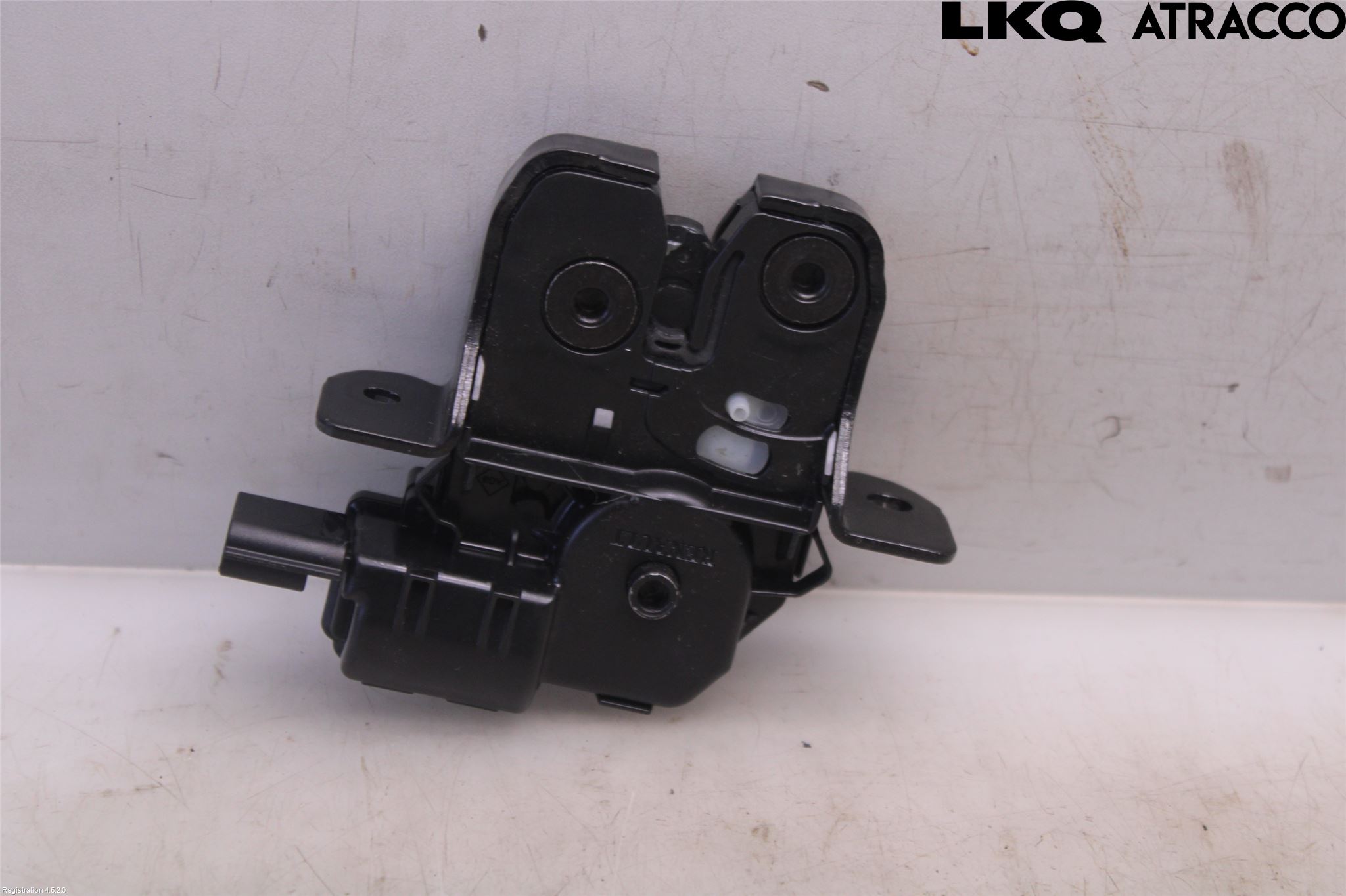 Dacia DUSTER 18-24 Låskista Baklucka