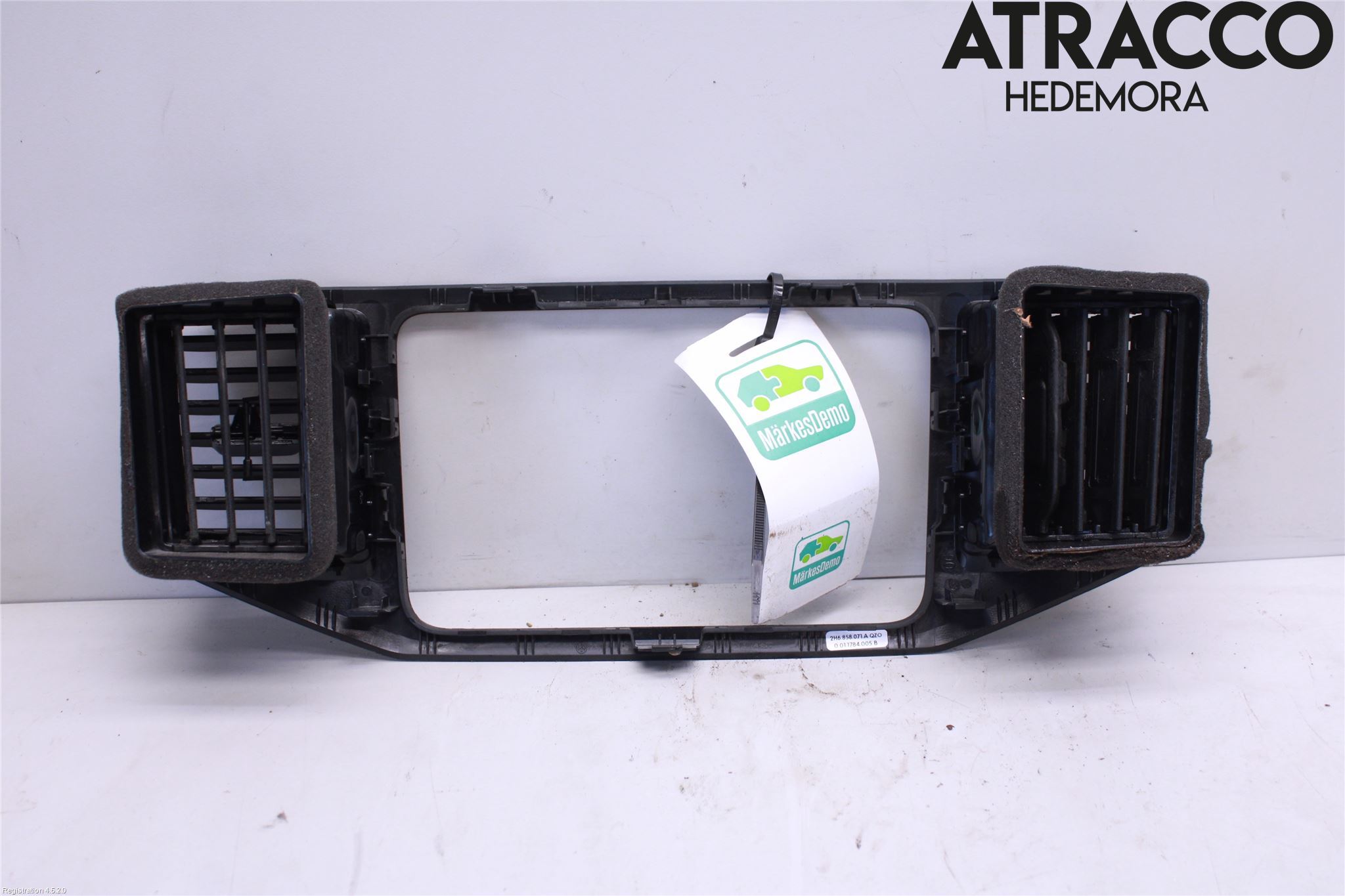 Volkswagen VW AMAROK 2H 10-22 Instrument-Radio Sarg