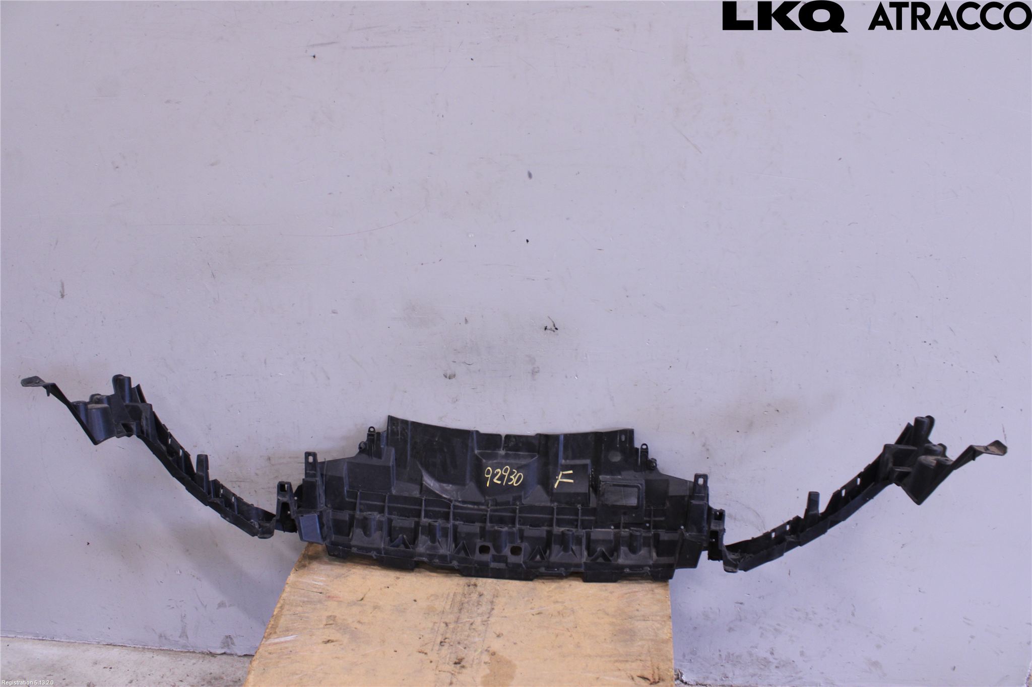 Ford FOCUS 15-18 Täckplast Front