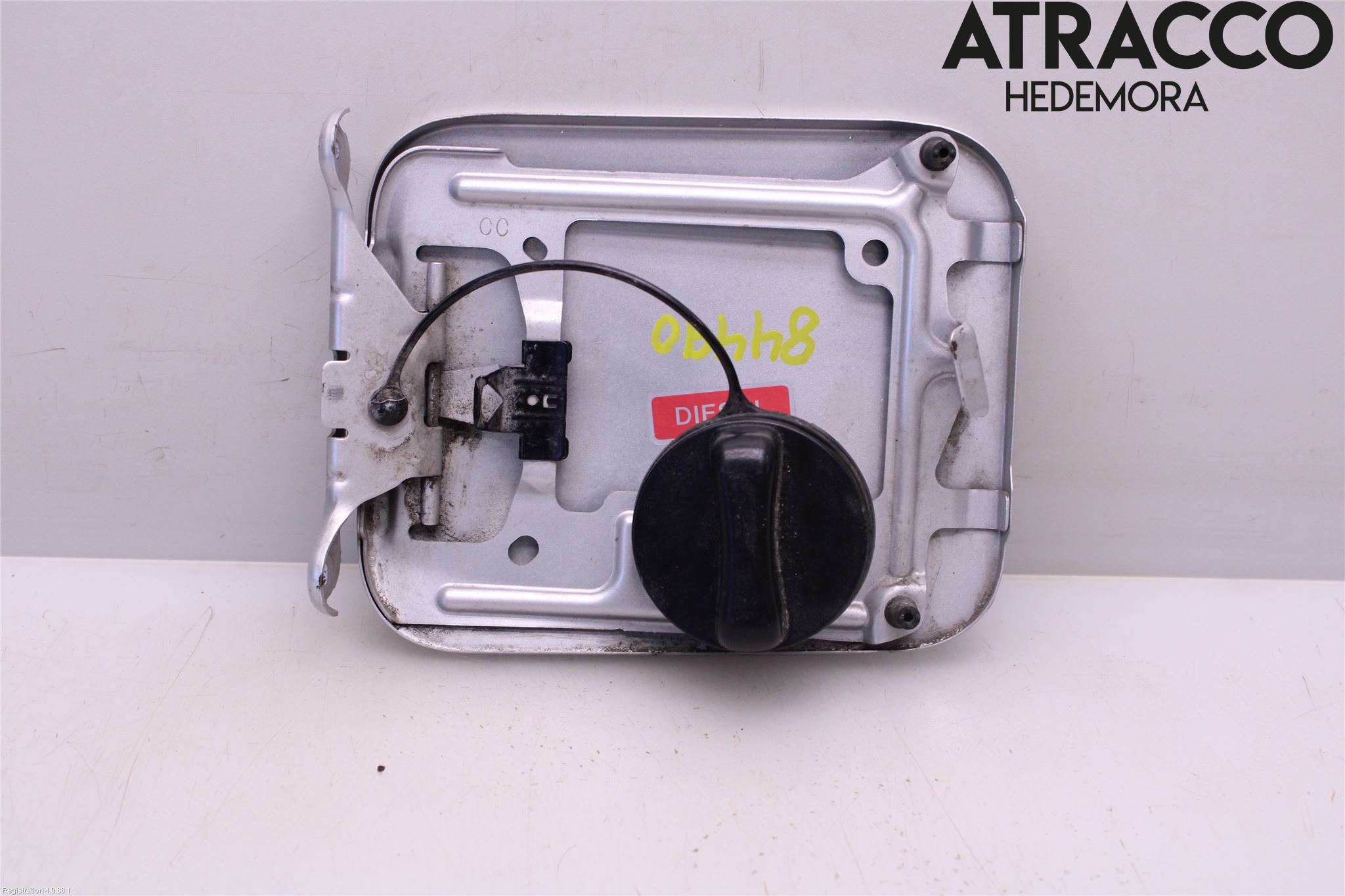 Nissan X-TRAIL 14-21 Tanklucka