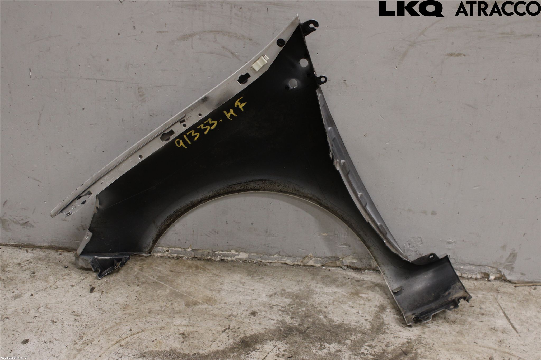 Renault CLIO III  09-12 Skärm Fram Höger