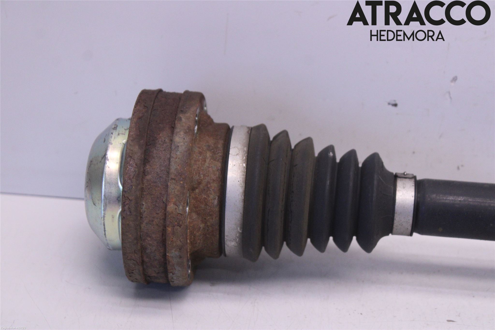 Audi Q5 09-16 Drivaxel Bak Vänster
