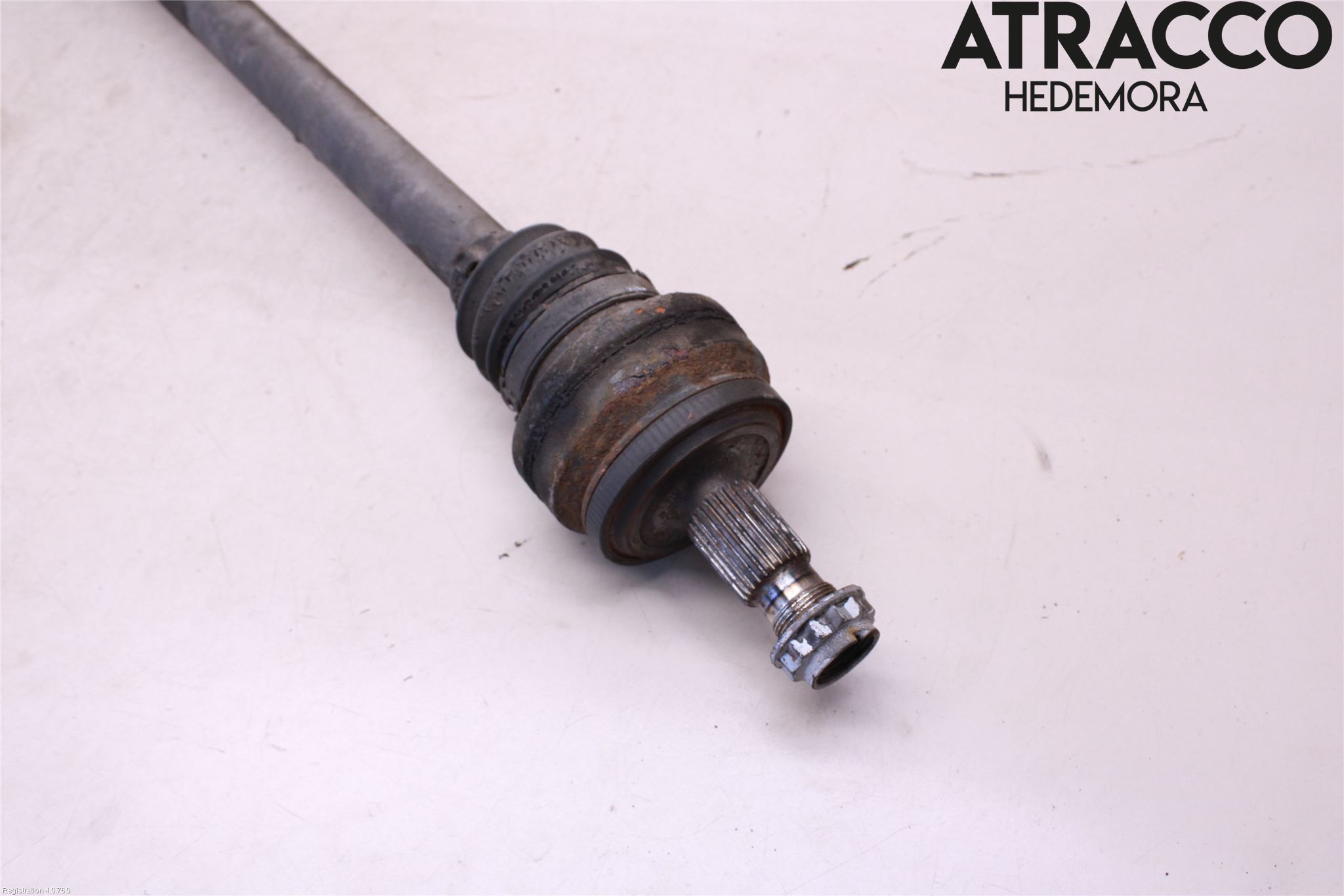 Mercedes-Benz MB C-KLASS (W204) 07-15 Drivaxel Bak Vänster
